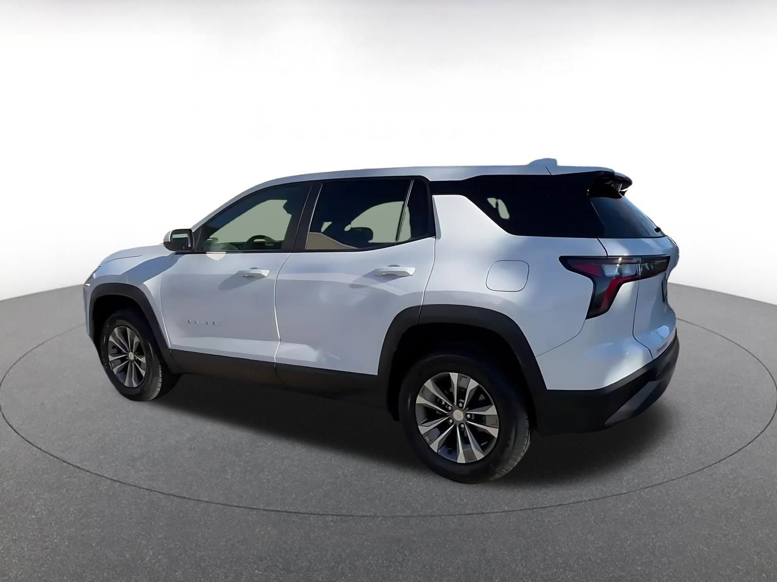 Thumbnail: 2025 Chevrolet Equinox - 10