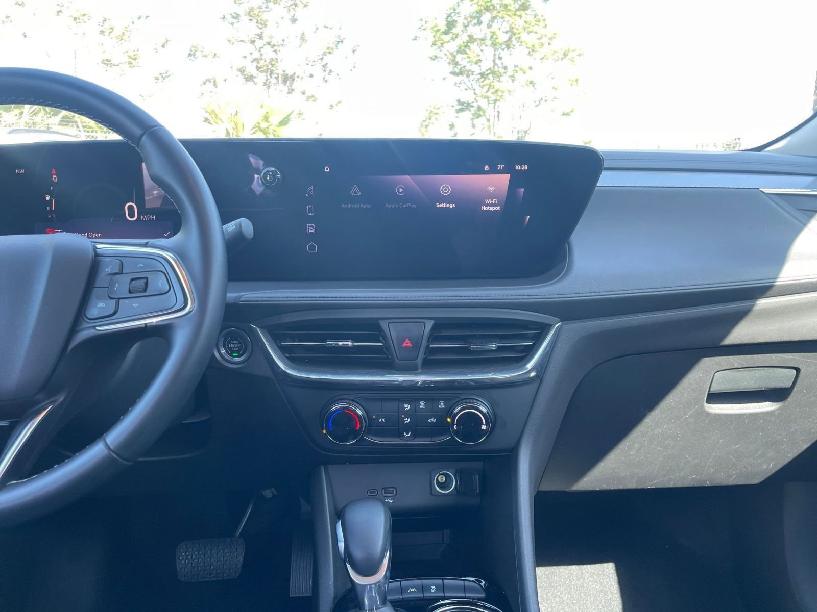 Thumbnail: 2025 Buick Encore GX - 17