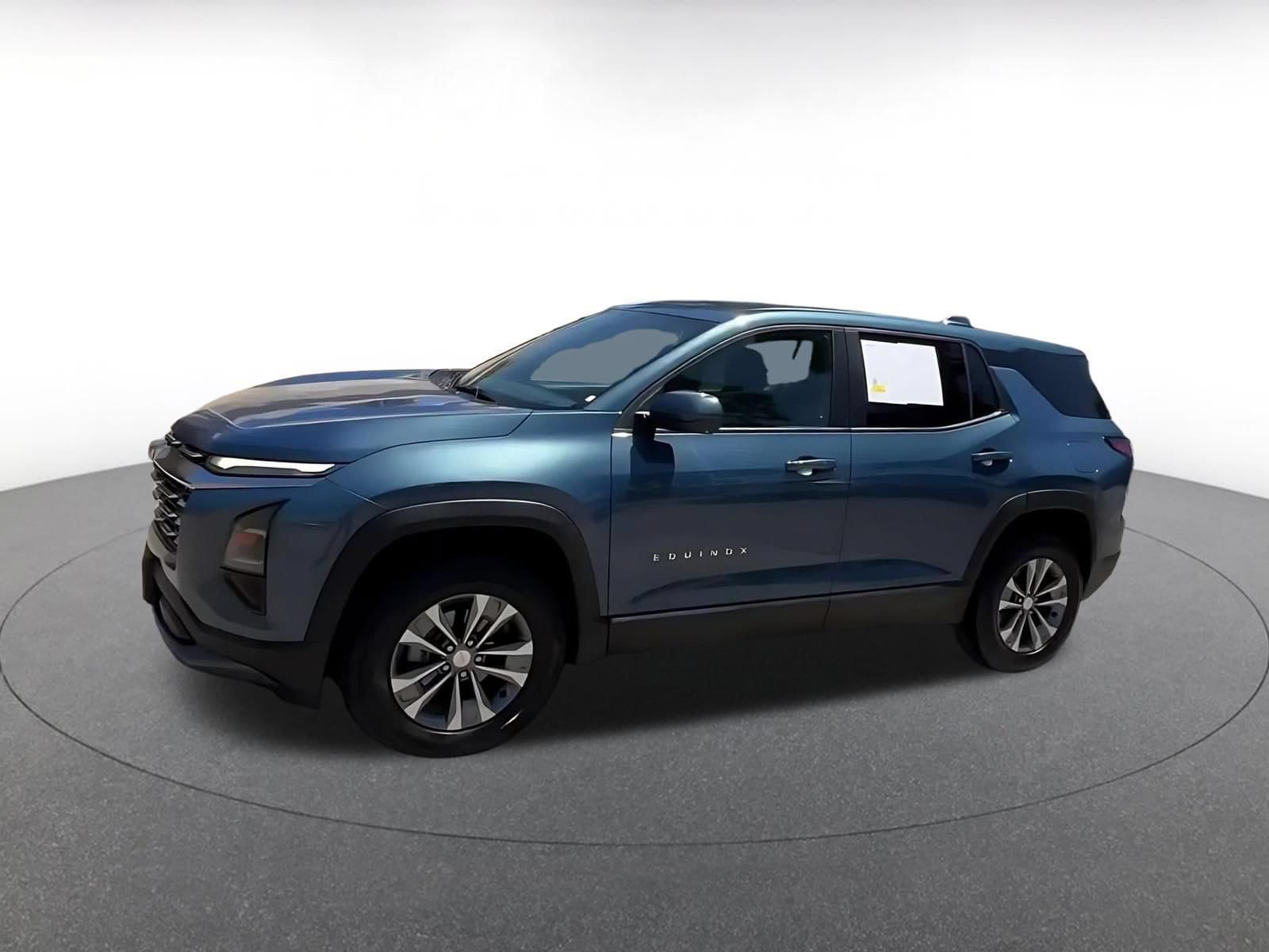 Thumbnail: 2025 Chevrolet Equinox - 8