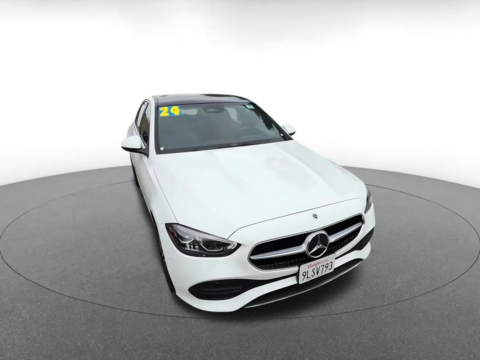 Thumbnail: 2024 Mercedes-Benz C-Class - 3