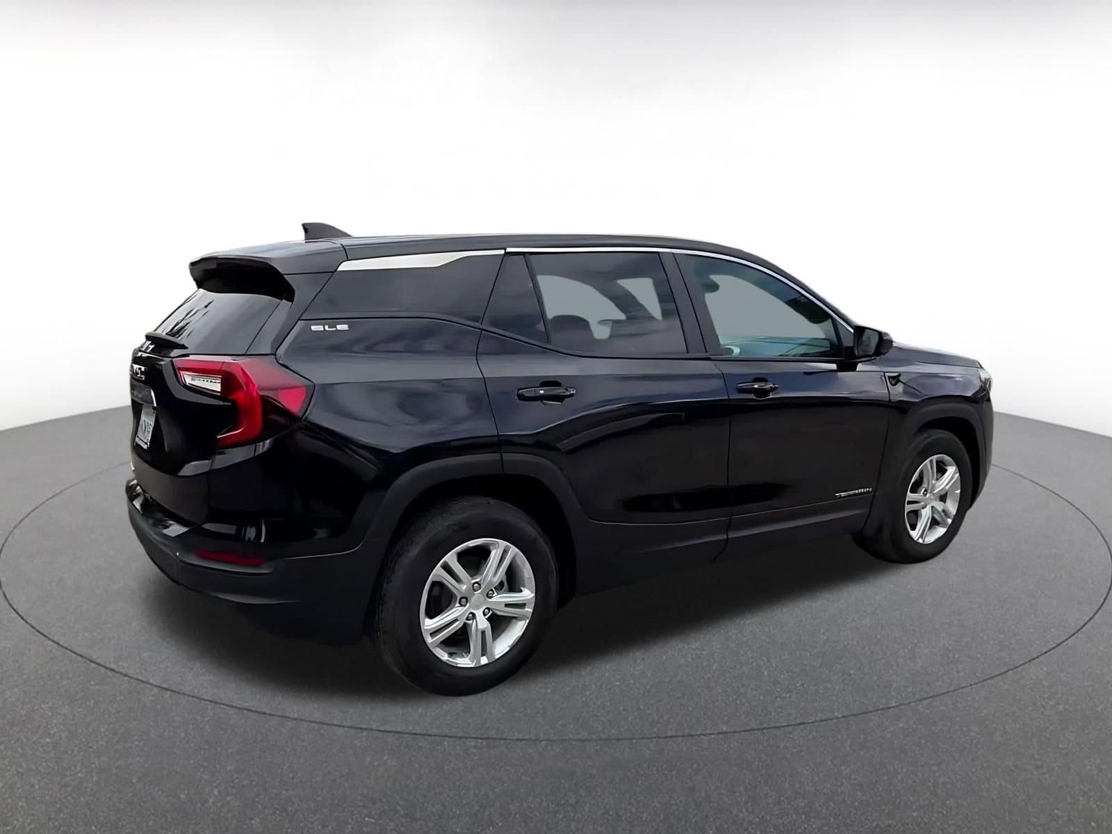 Thumbnail: 2024 GMC Terrain - 15