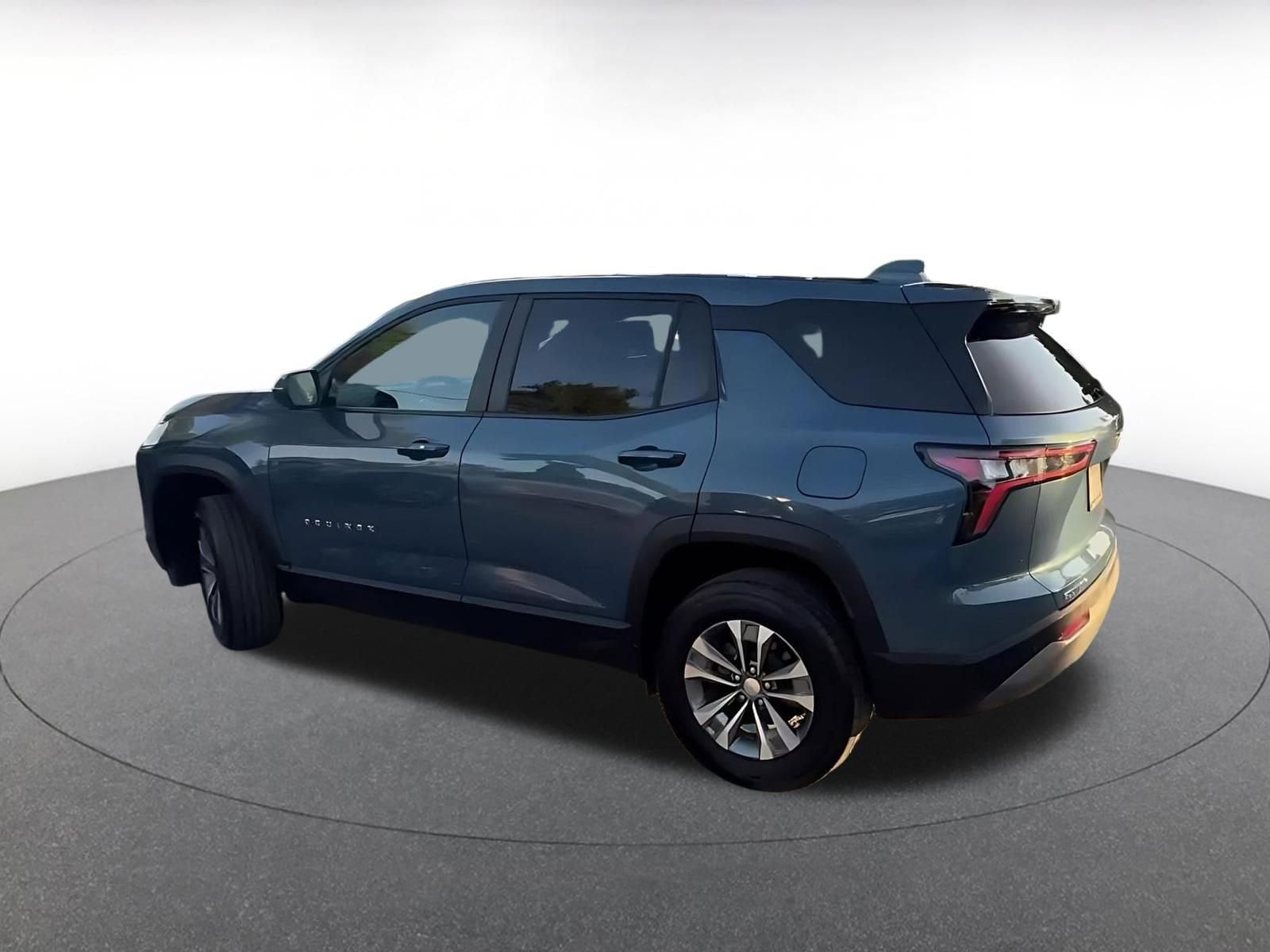 Thumbnail: 2025 Chevrolet Equinox - 10