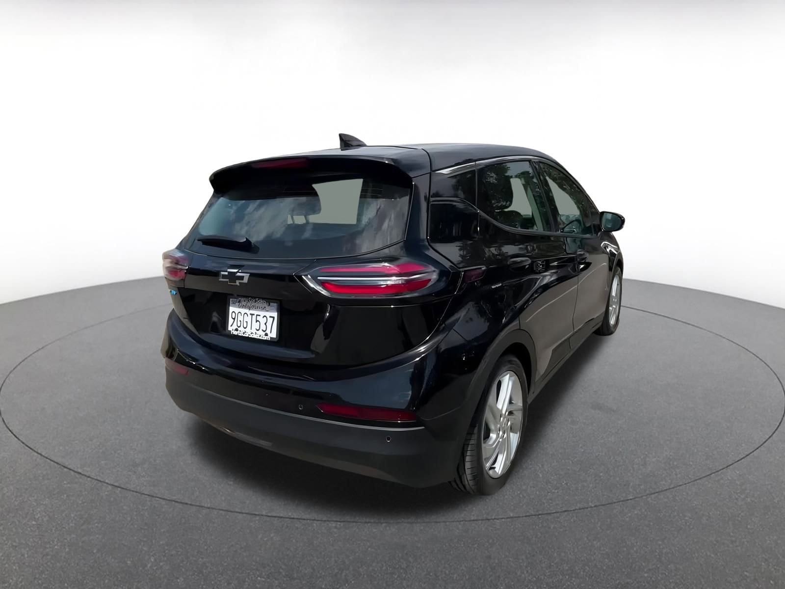 Thumbnail: 2023 Chevrolet Bolt EV - 14