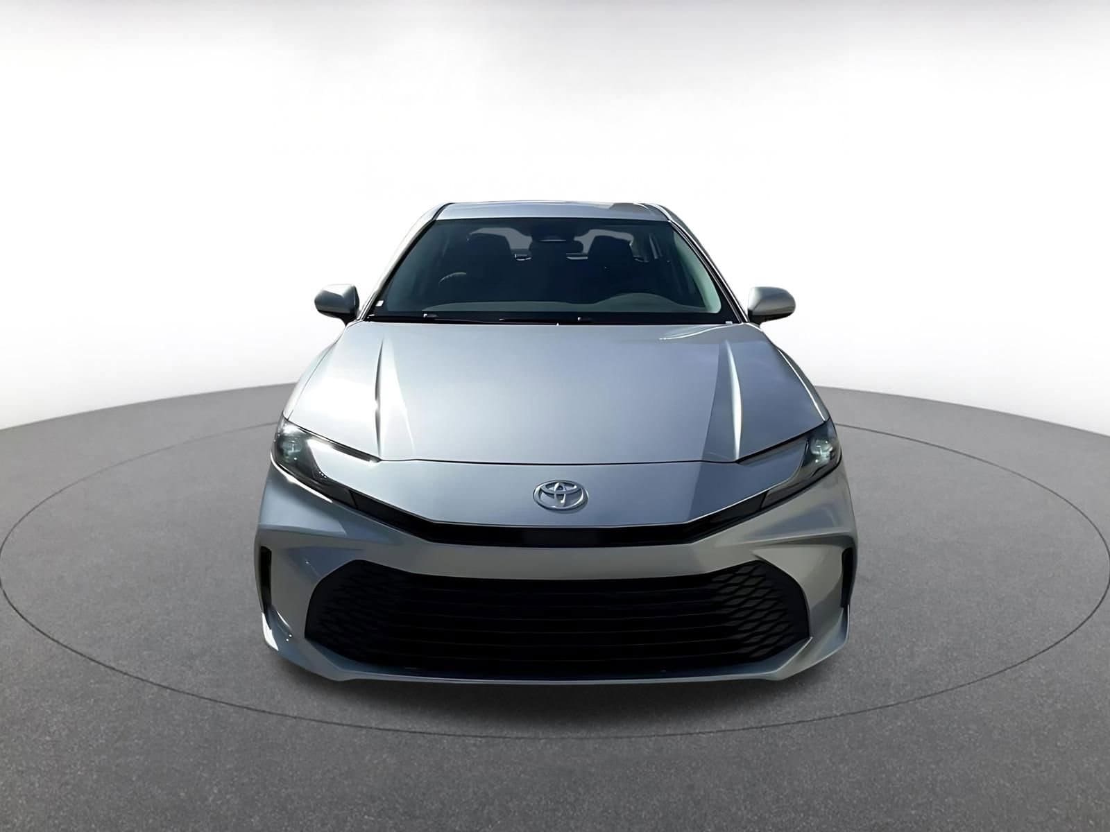 Thumbnail: 2025 Toyota Camry - 4