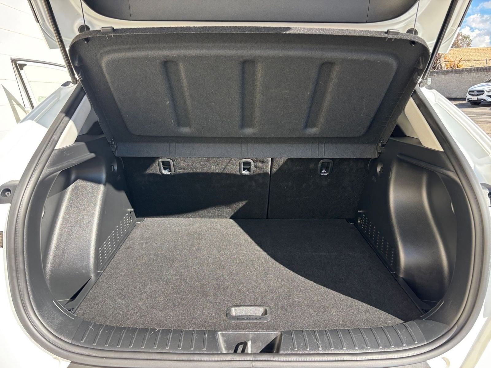 Thumbnail: 2025 Hyundai Kona - 31