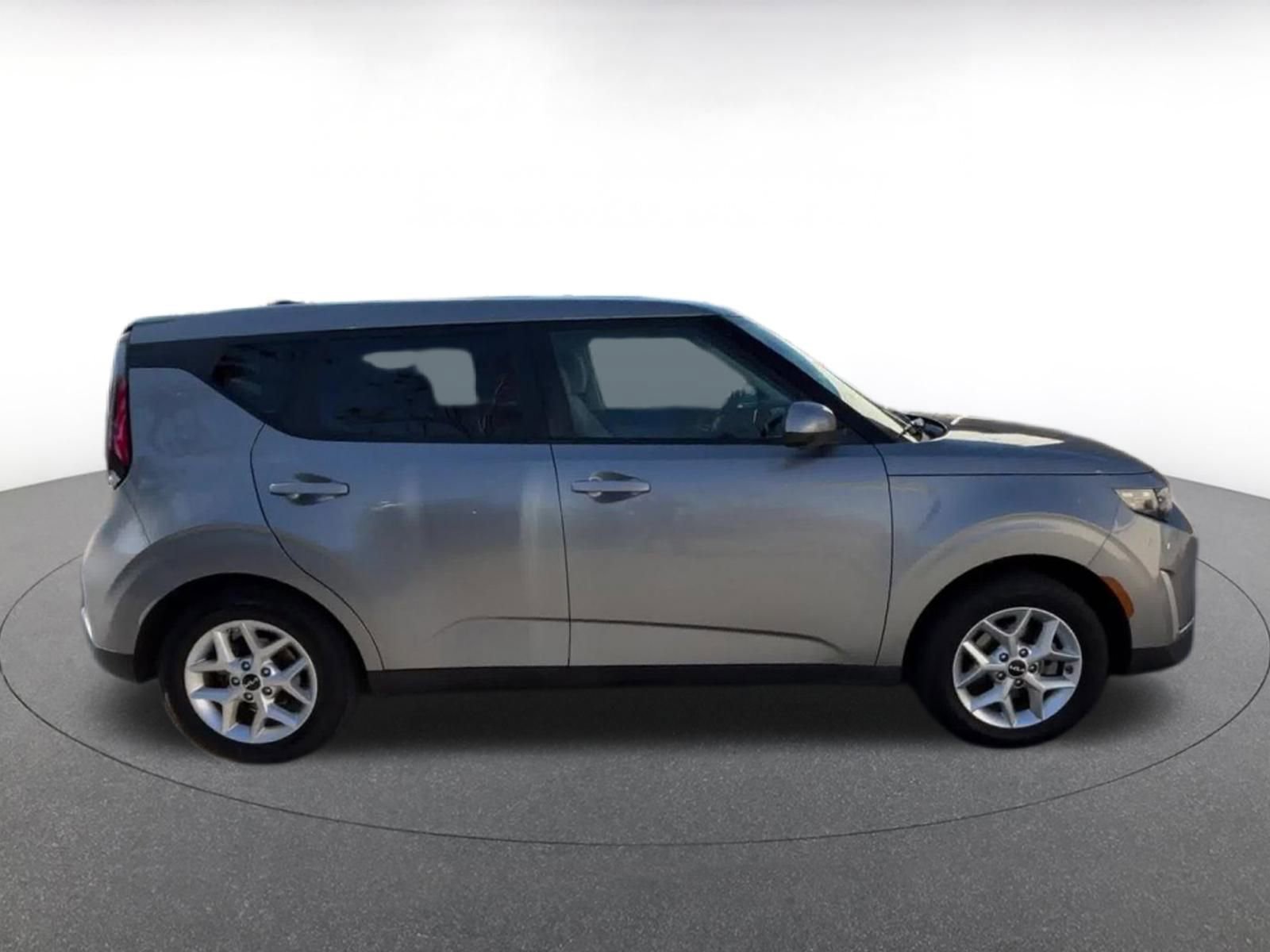 Thumbnail: 2025 Kia Soul - 16