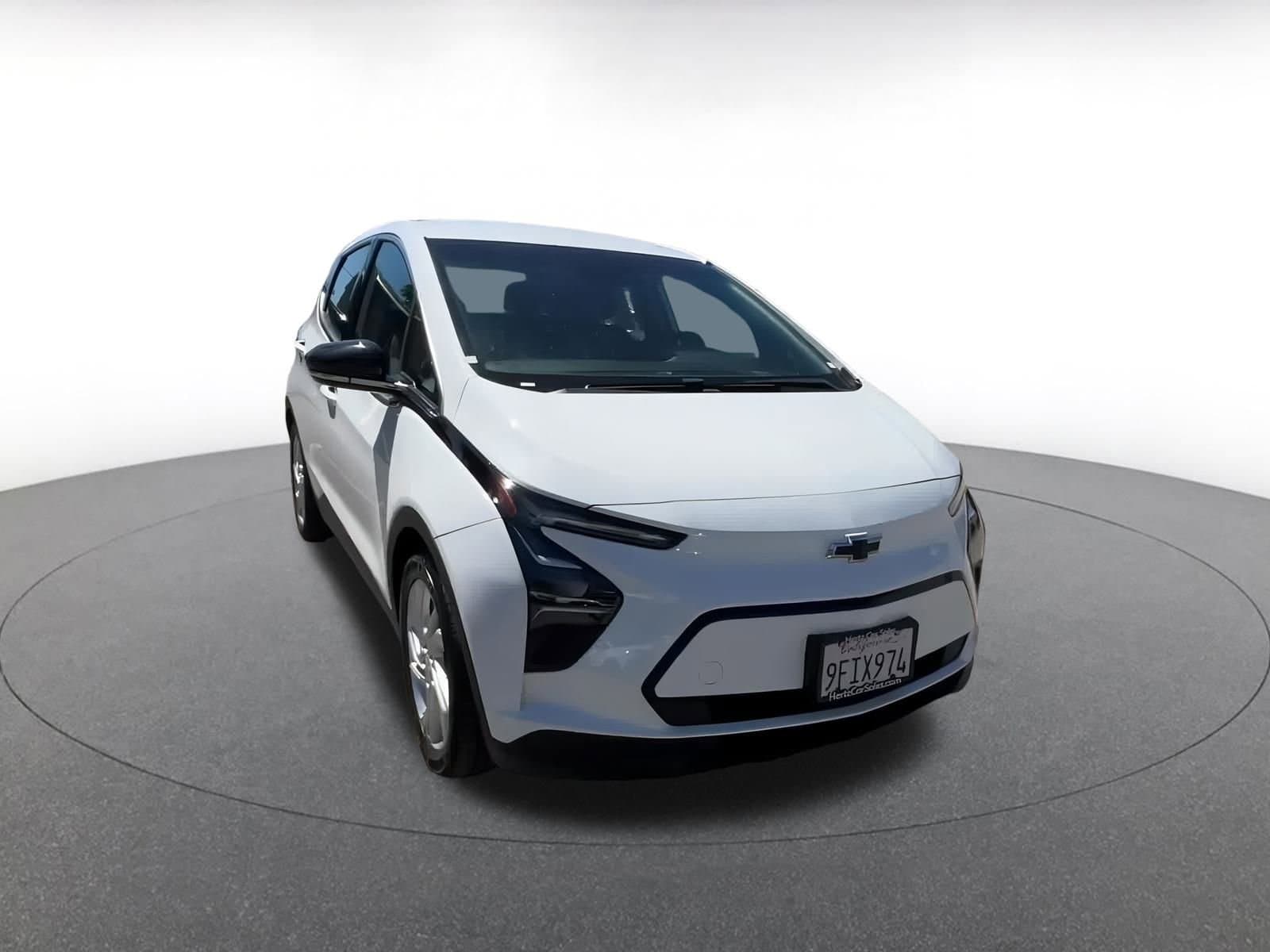 Thumbnail: 2023 Chevrolet Bolt EV - 3