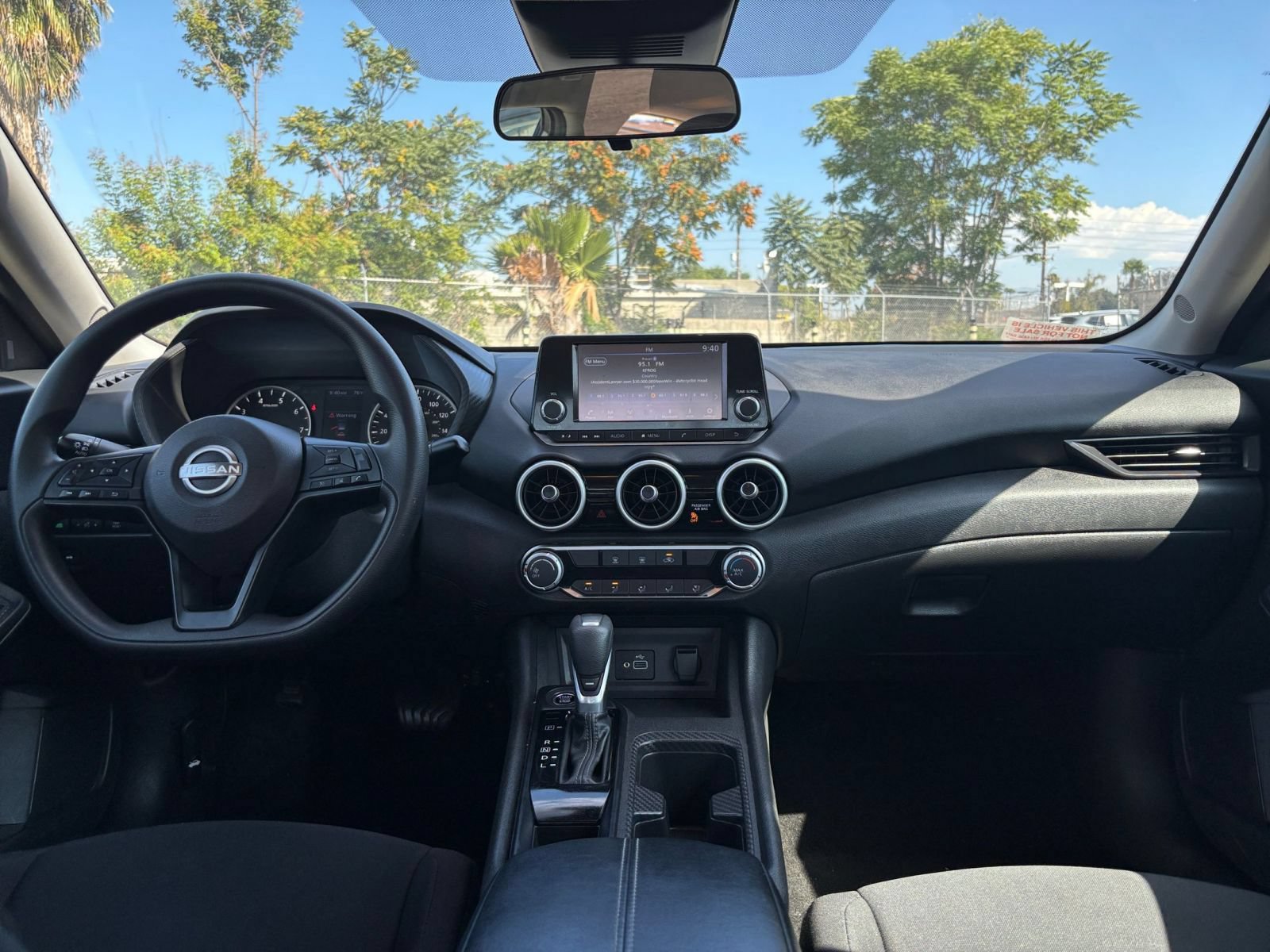 Thumbnail: 2024 Nissan Sentra - 31