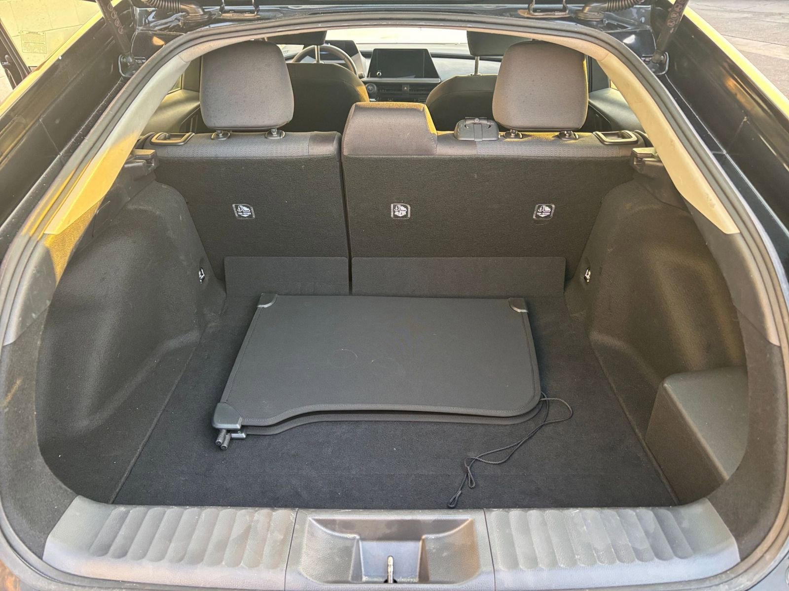 Thumbnail: 2025 Toyota Prius - 32