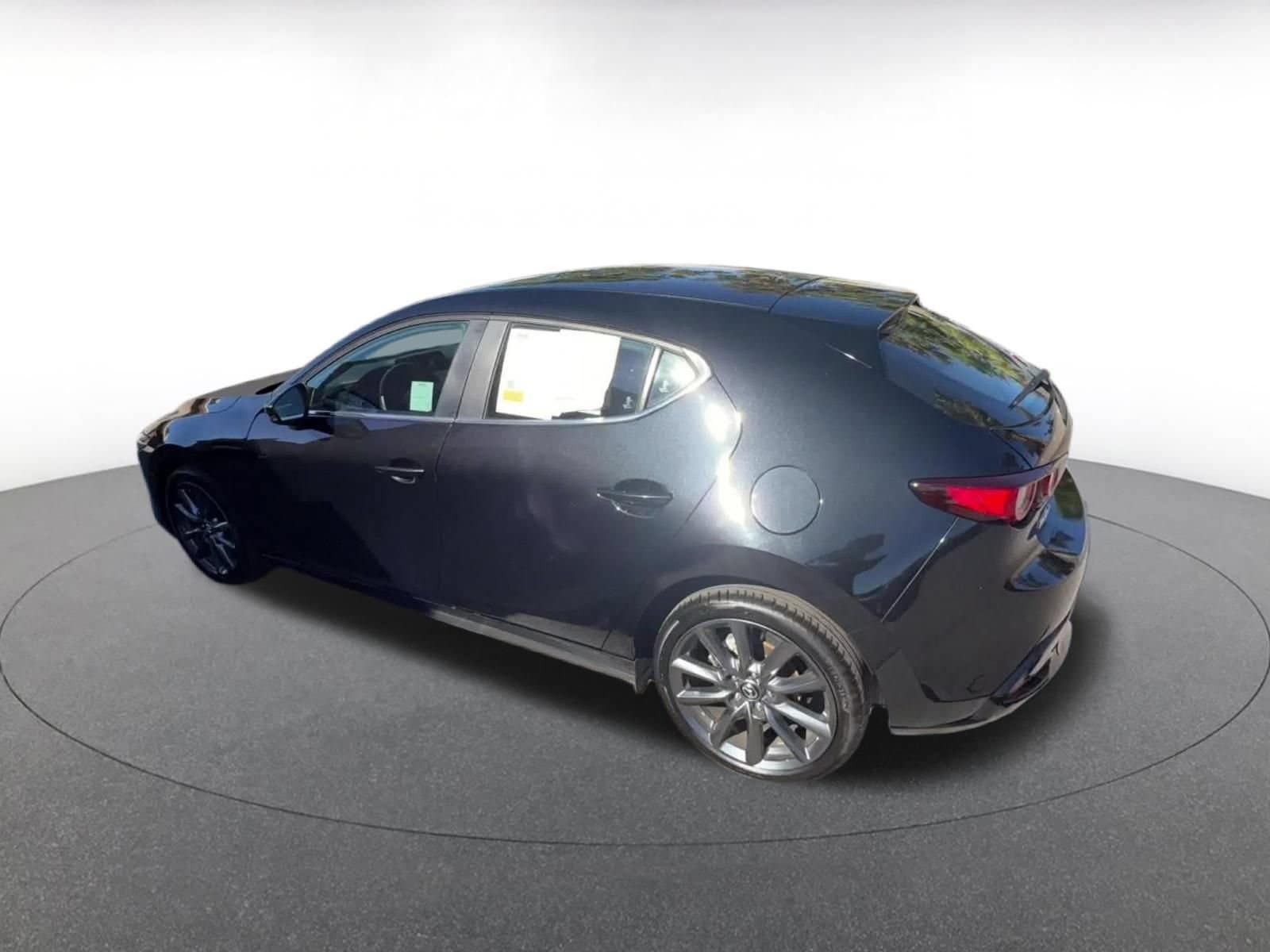 Thumbnail: 2026 Mazda Mazda3 - 9