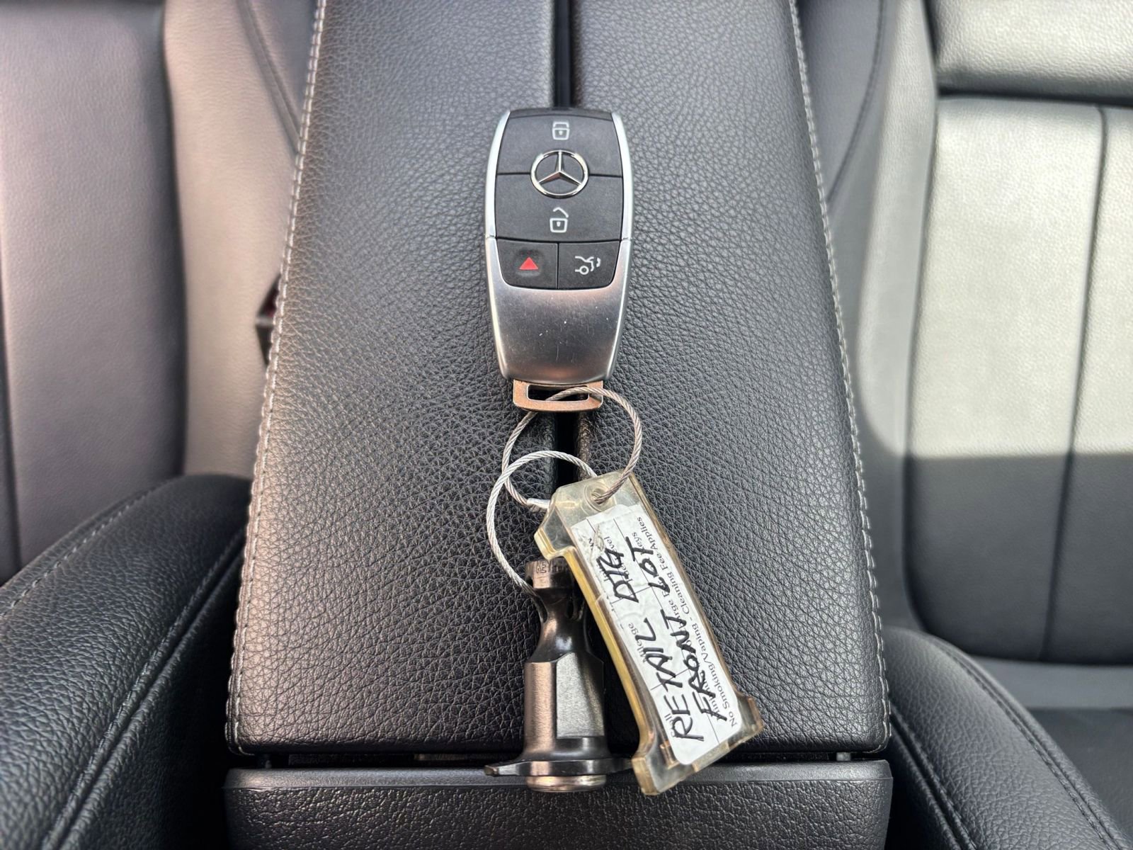 Thumbnail: 2024 Mercedes-Benz GLB - 22