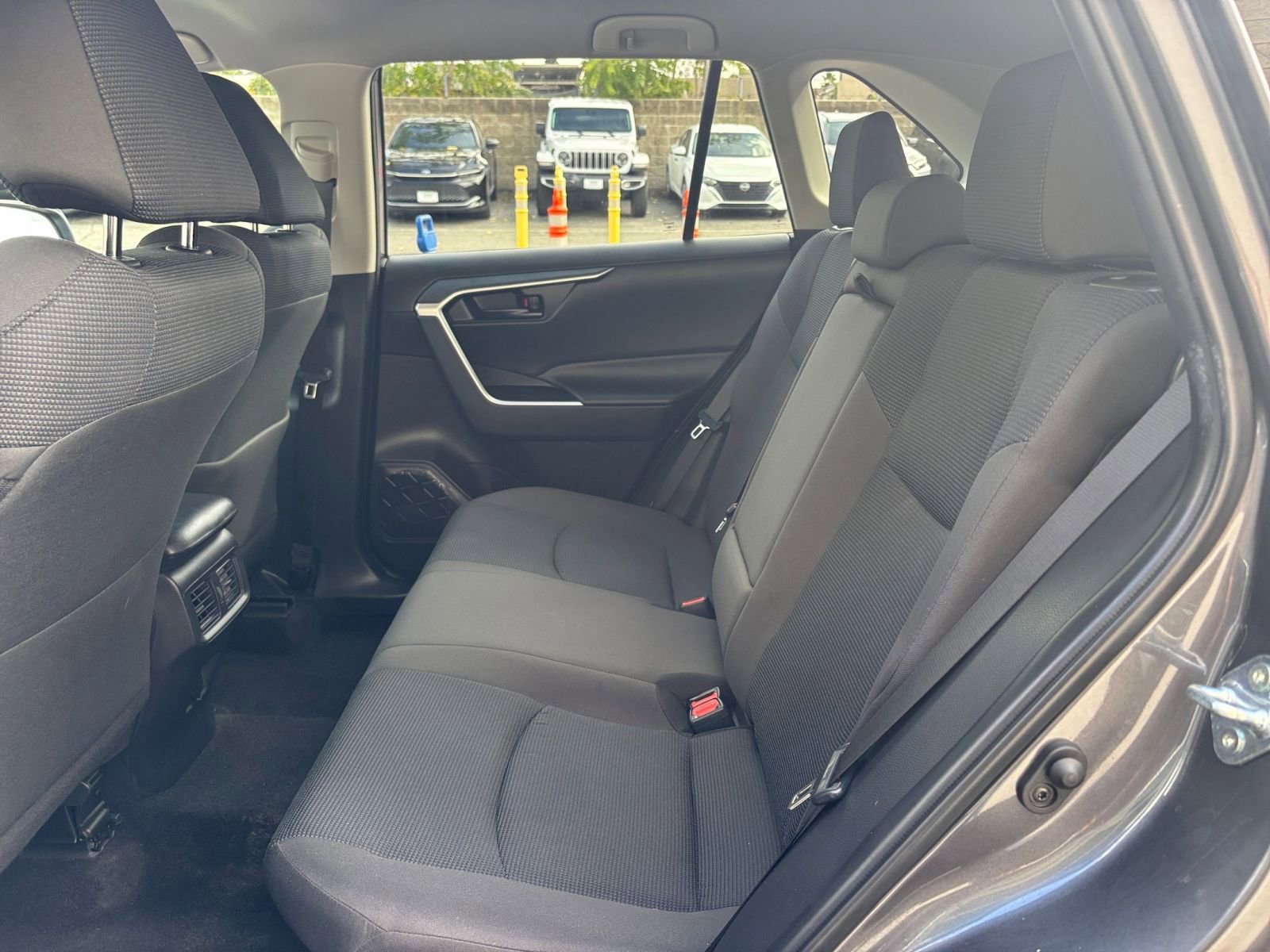 Thumbnail: 2025 Toyota RAV4 - 25