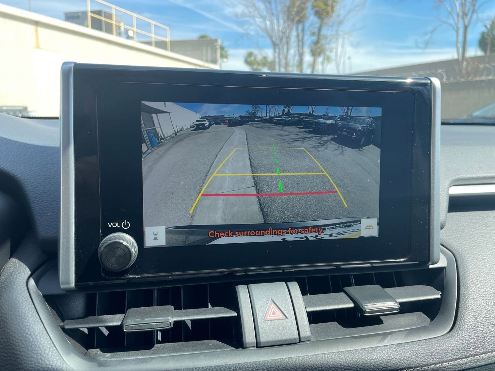 Thumbnail: 2025 Toyota RAV4 - 25