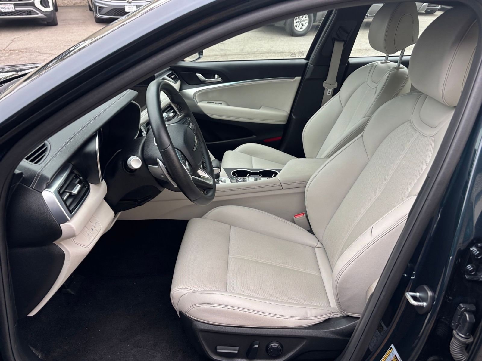 Thumbnail: 2025 Genesis G70 - 27