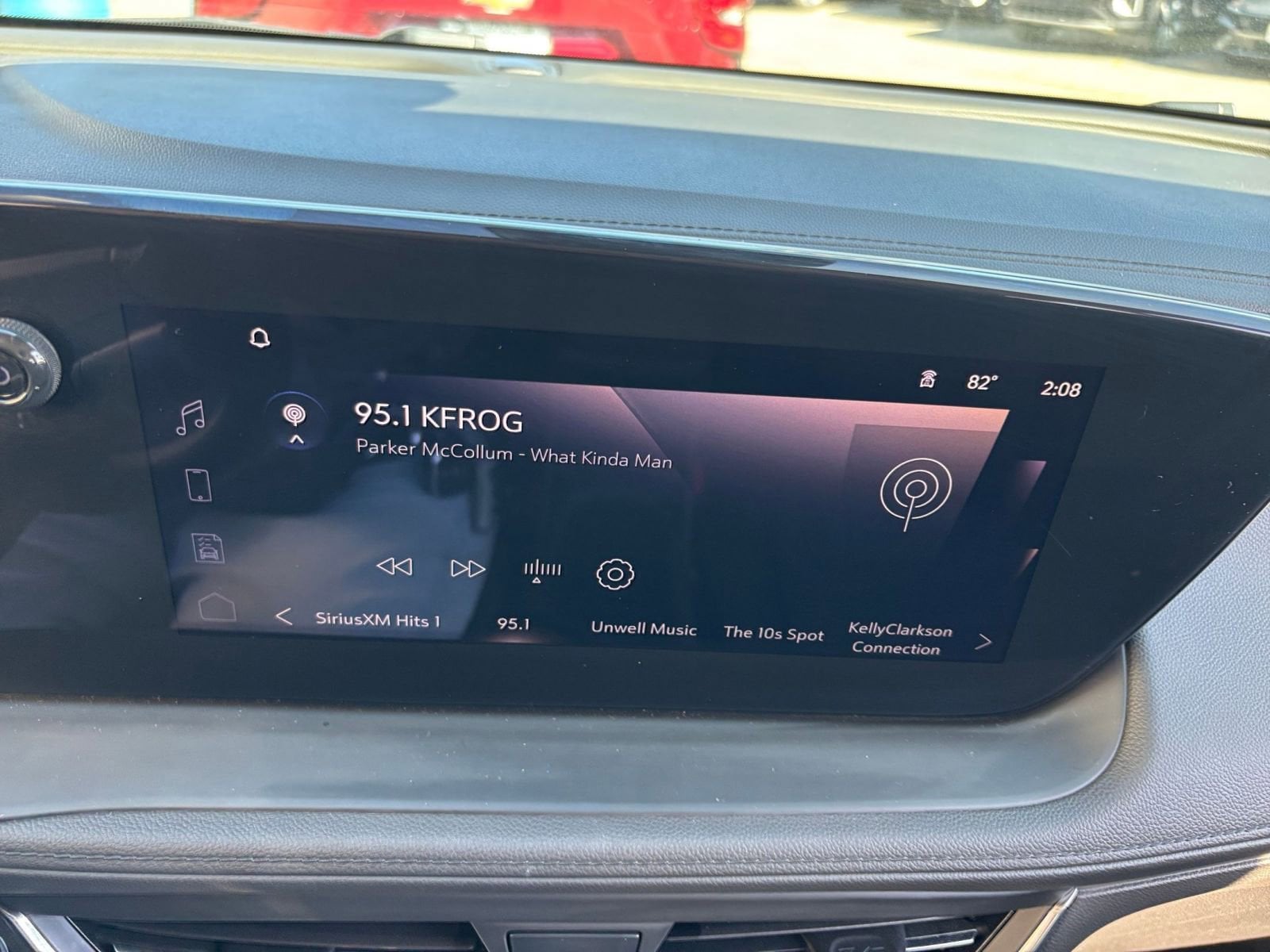 Thumbnail: 2025 Buick Encore GX - 21