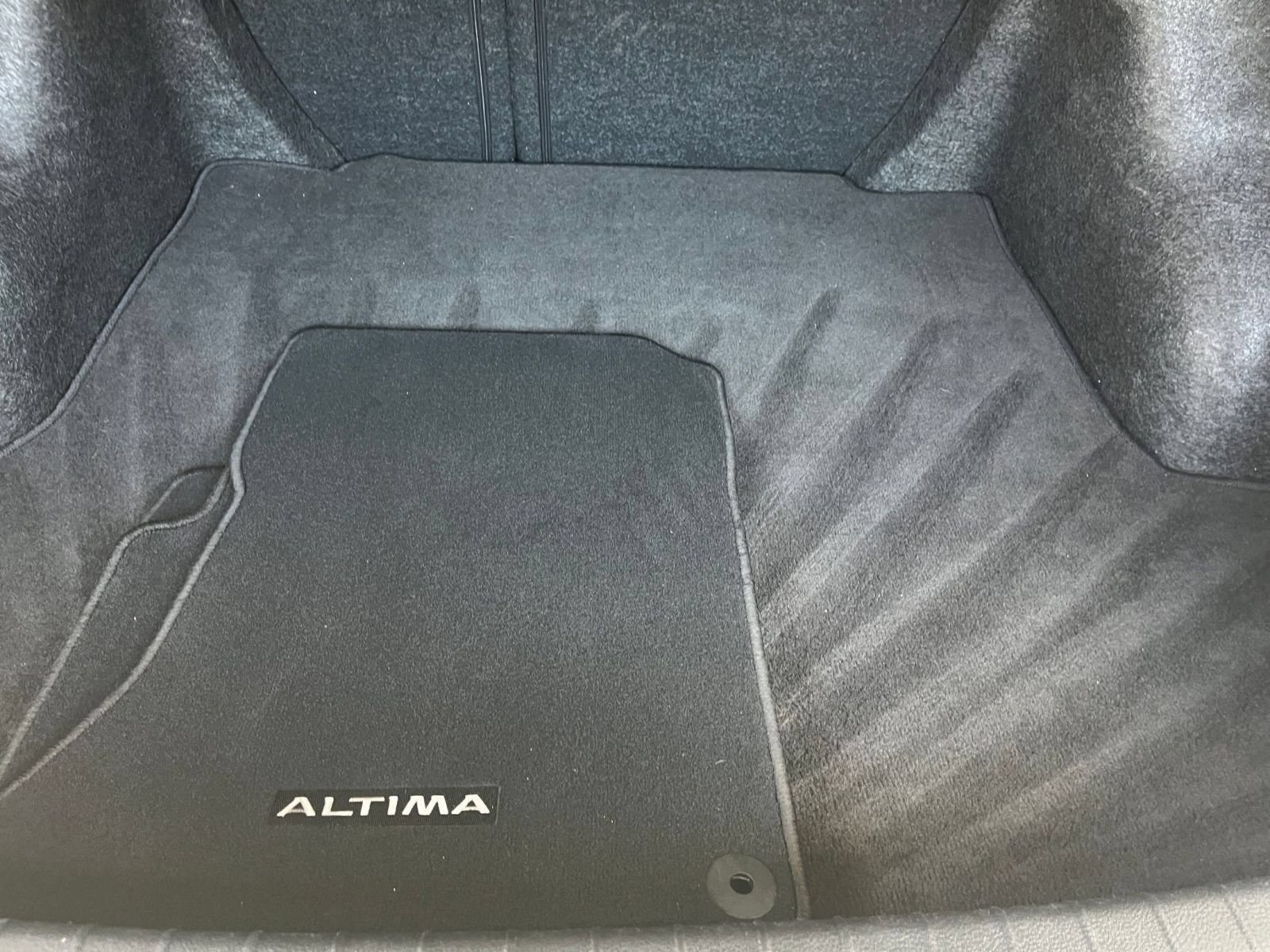 Thumbnail: 2025 Nissan Altima - 32