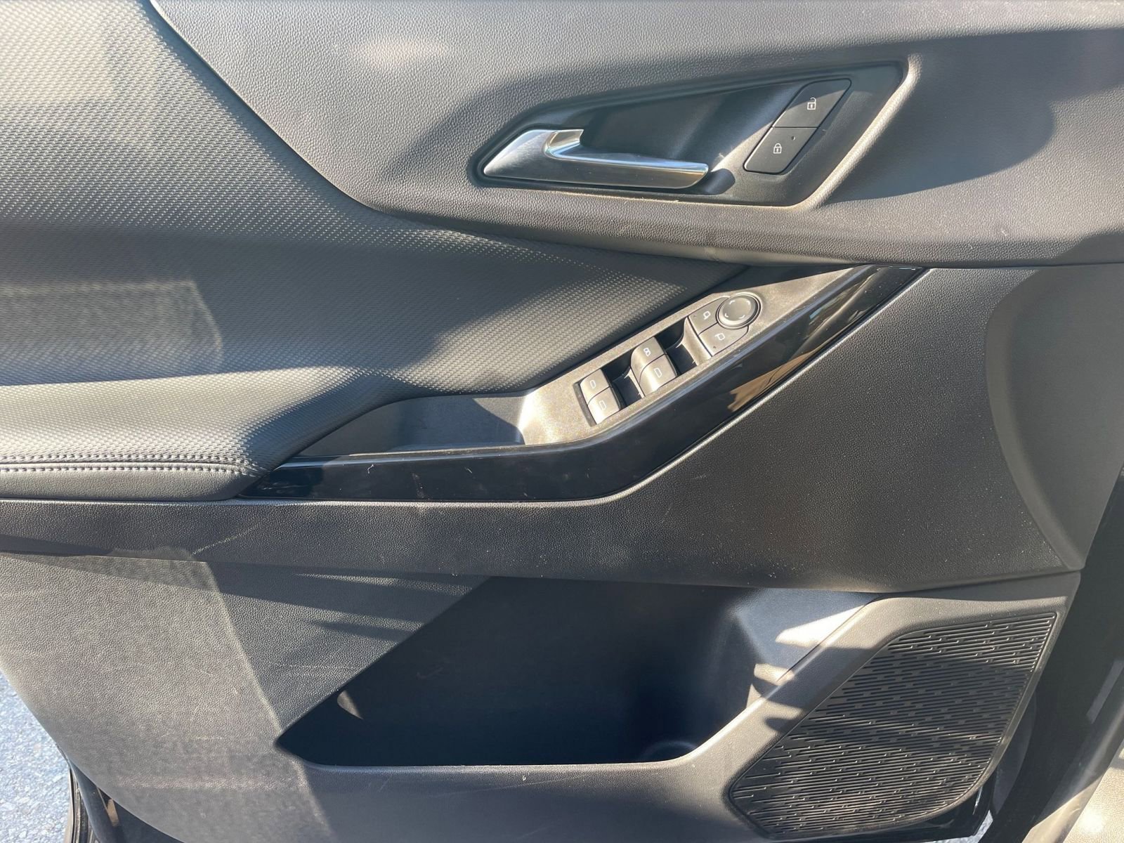 Thumbnail: 2025 Chevrolet Equinox - 20