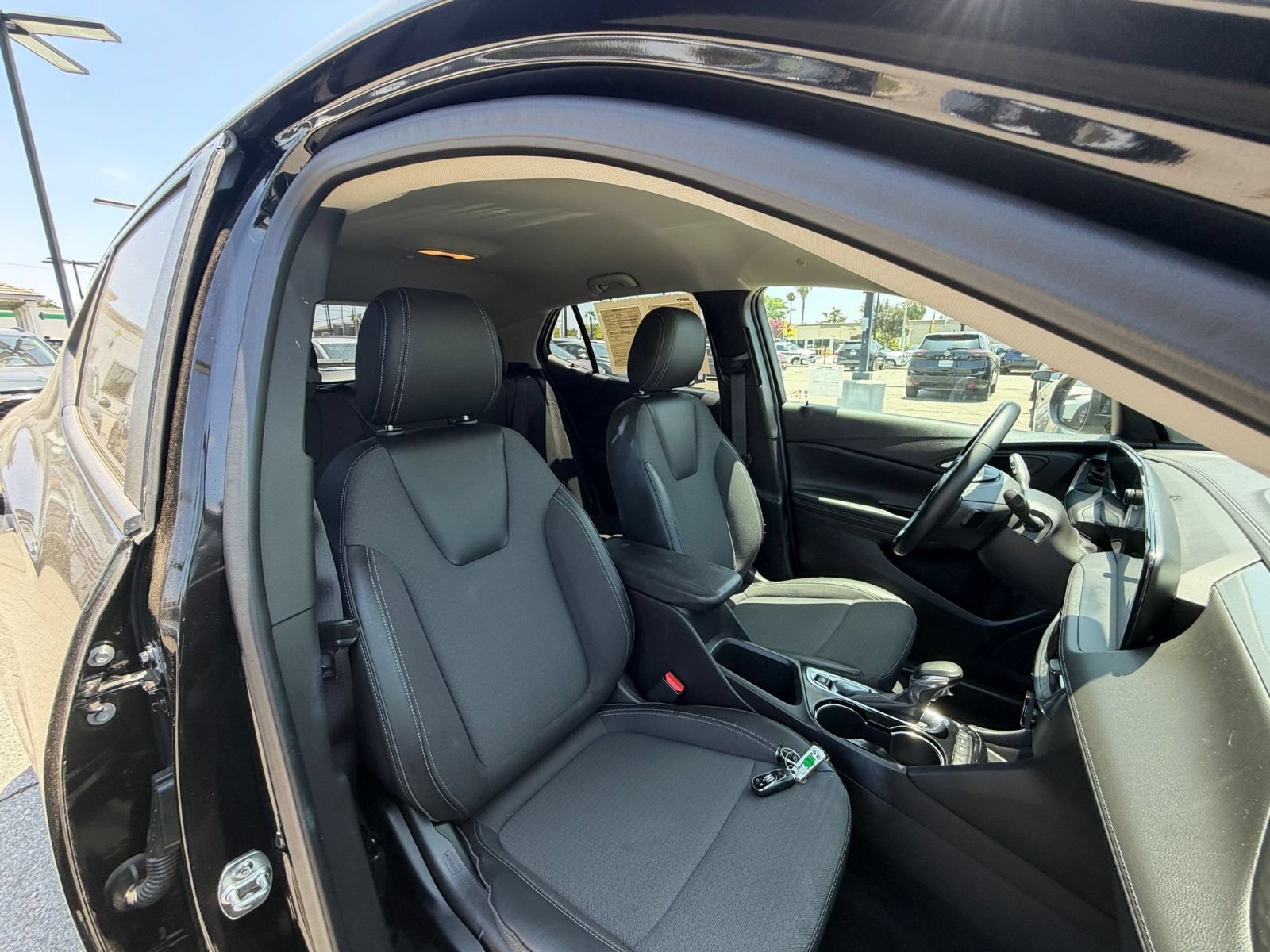 Thumbnail: 2025 Buick Encore GX - 35