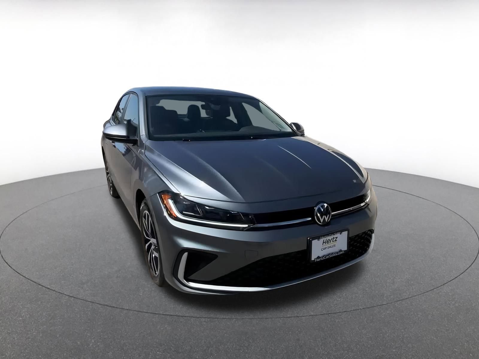 Thumbnail: 2025 Volkswagen Jetta - 3