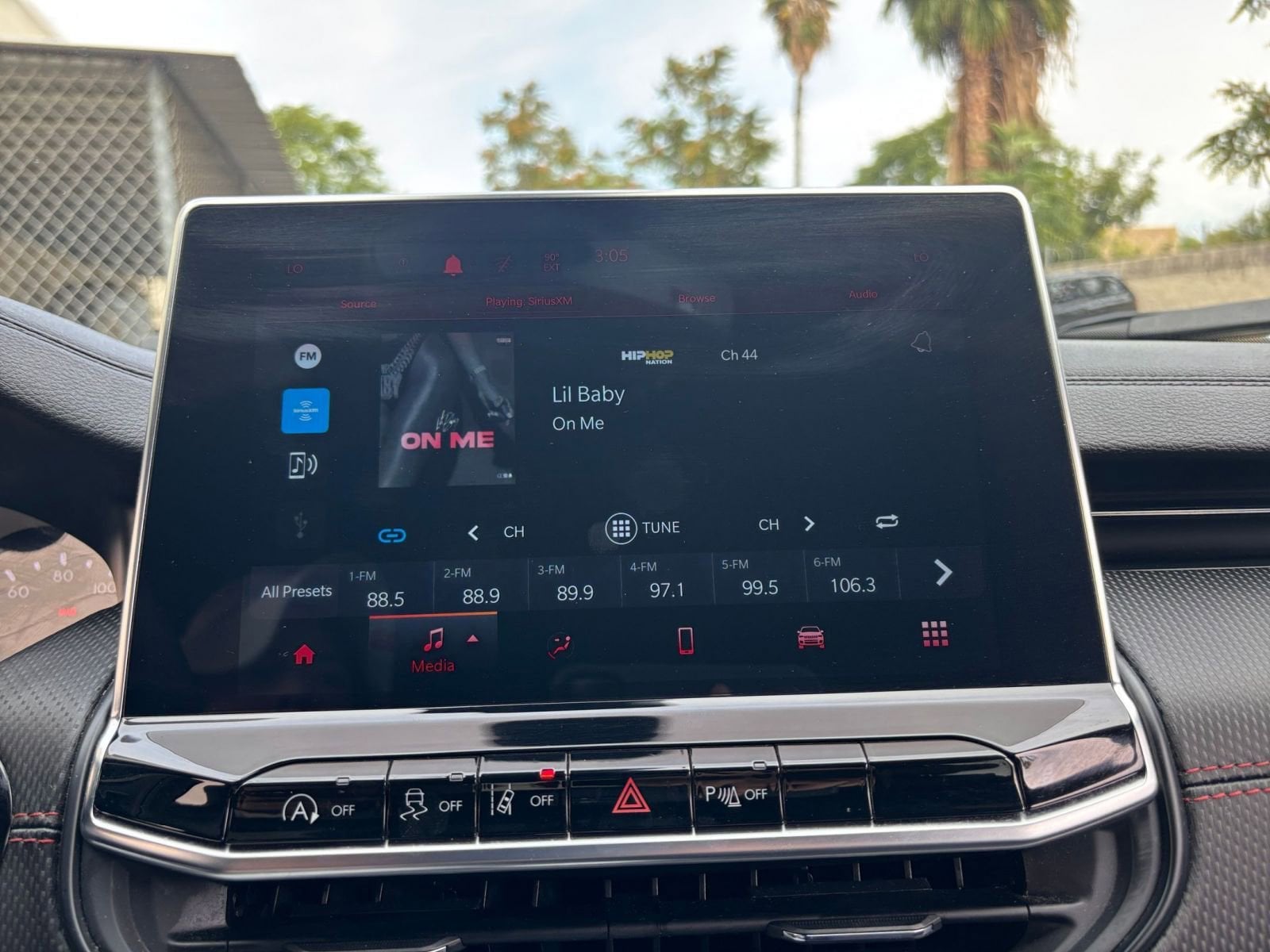 Thumbnail: 2025 Jeep Compass - 21