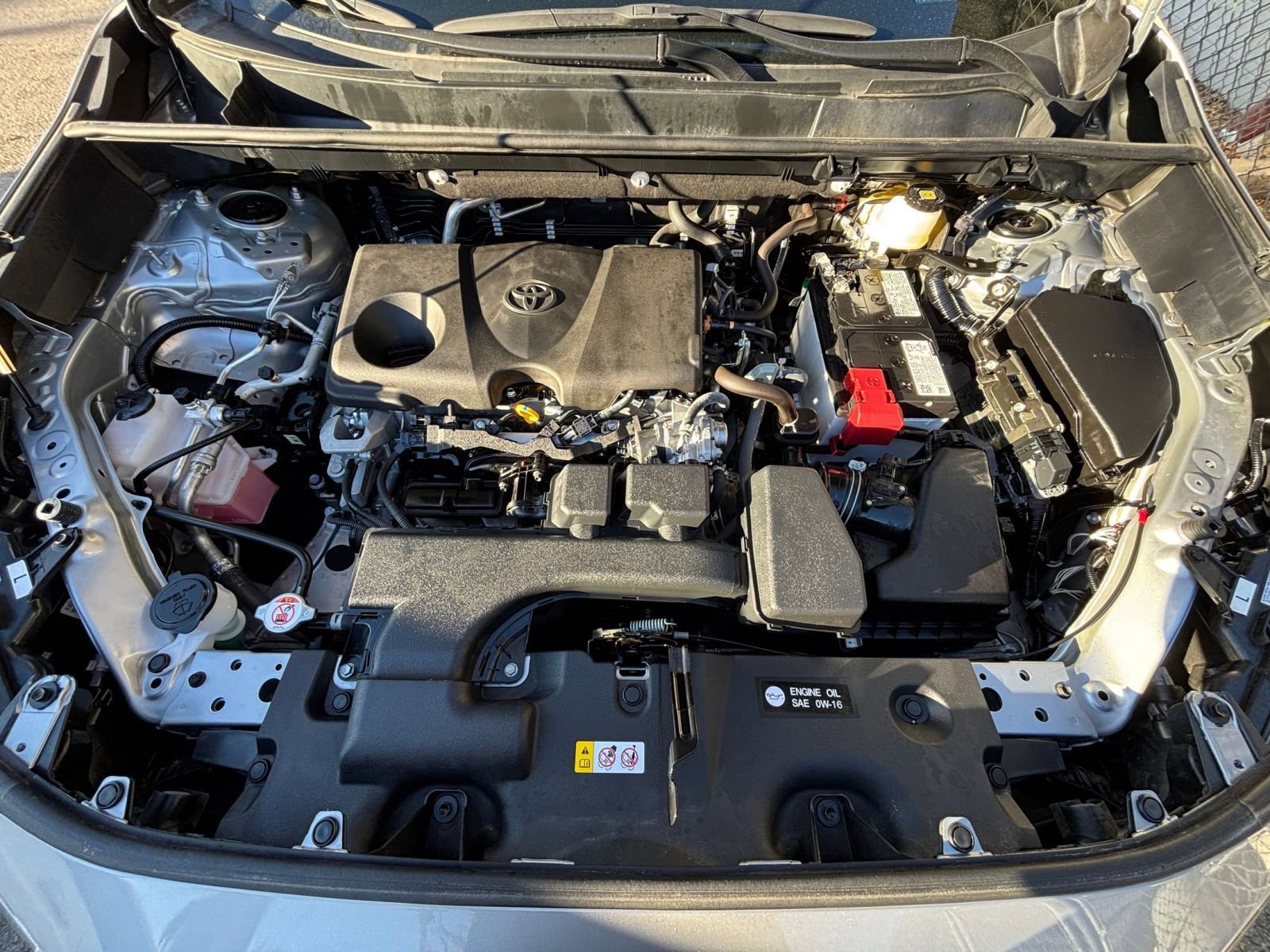 Thumbnail: 2025 Toyota RAV4 - 32