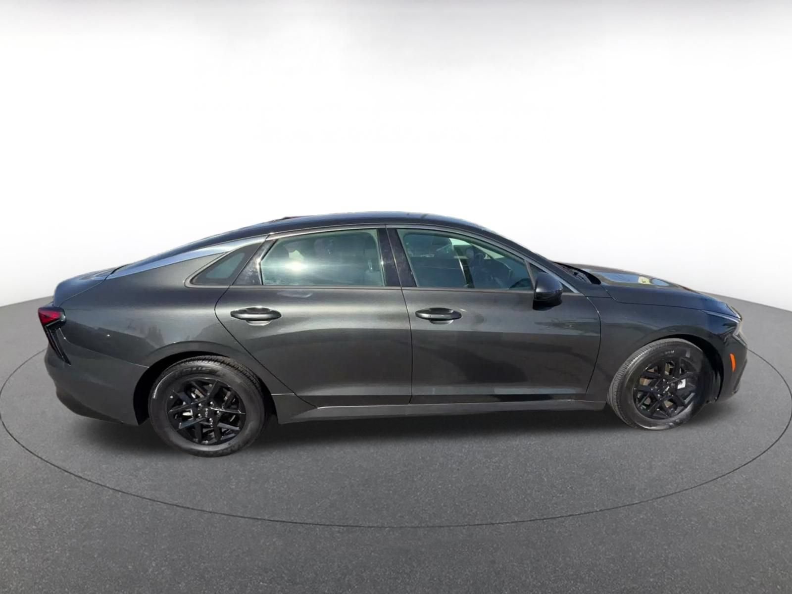 Thumbnail: 2025 Kia K5 - 15