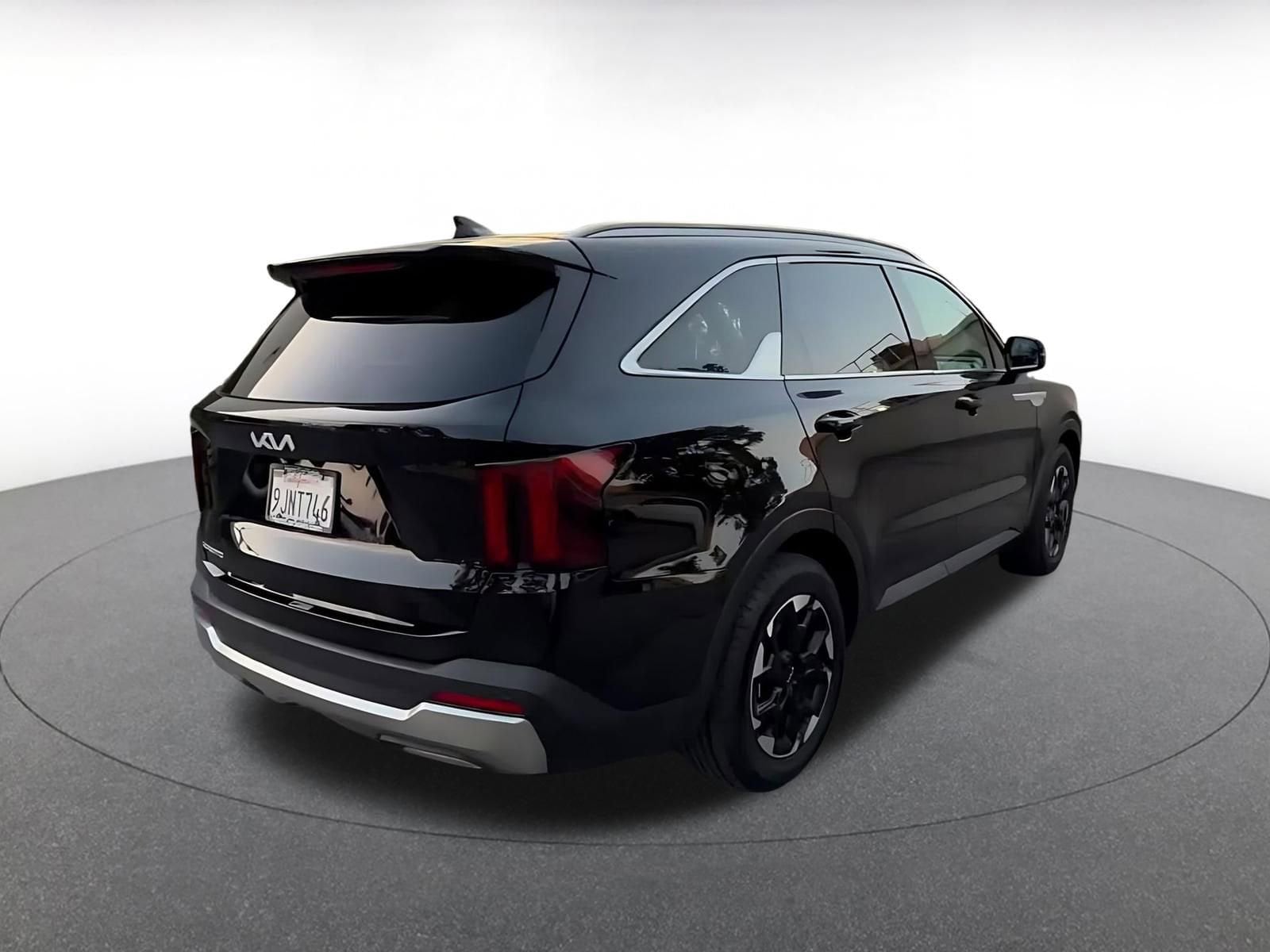 Thumbnail: 2024 Kia Sorento - 12