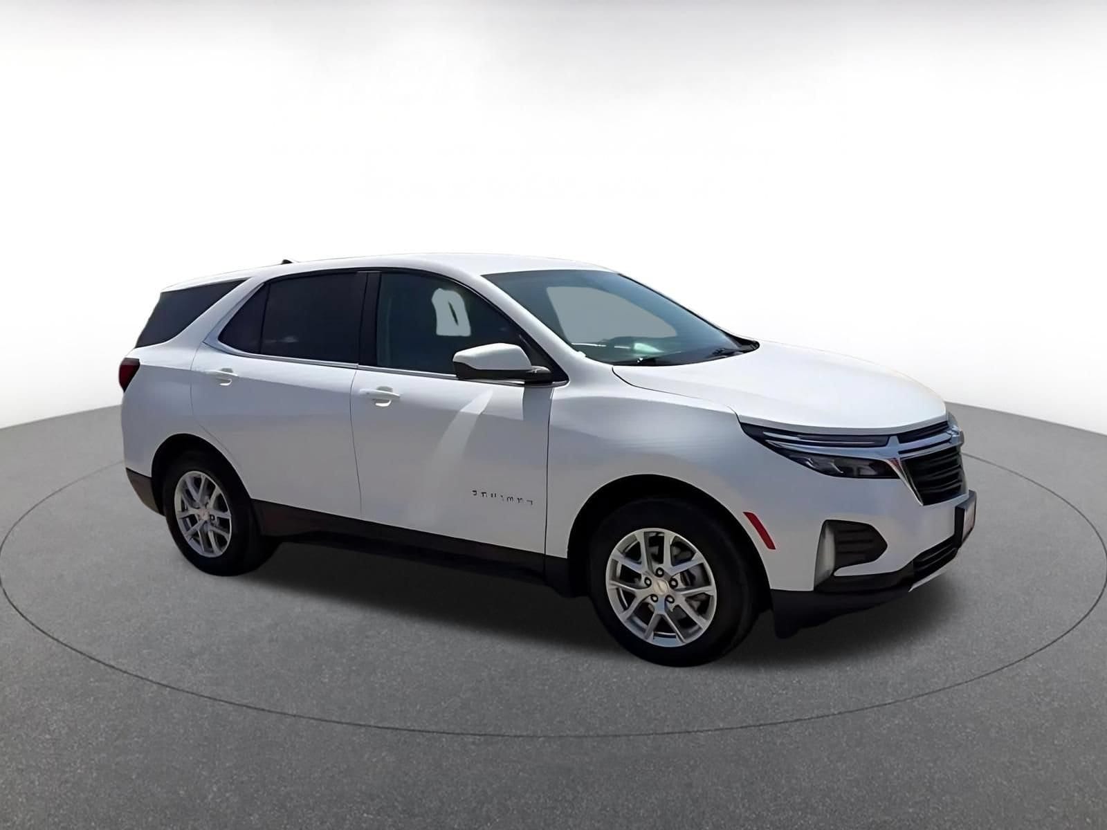 Thumbnail: 2024 Chevrolet Equinox - 2