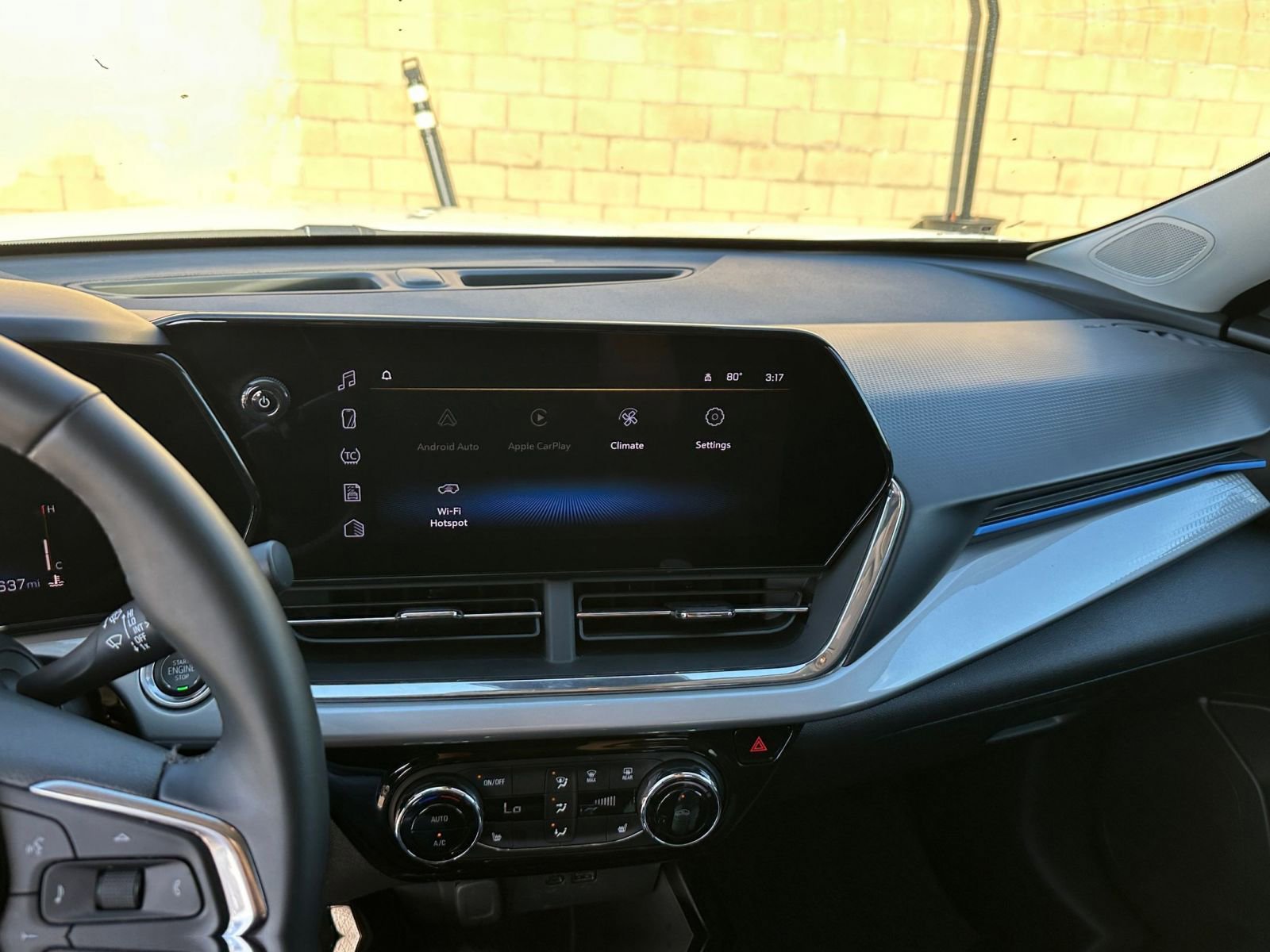 Thumbnail: 2025 Chevrolet Trax - 20