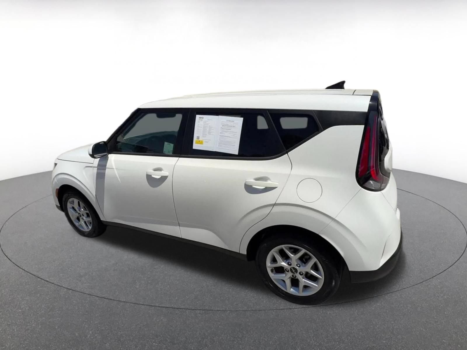Thumbnail: 2025 Kia Soul - 10