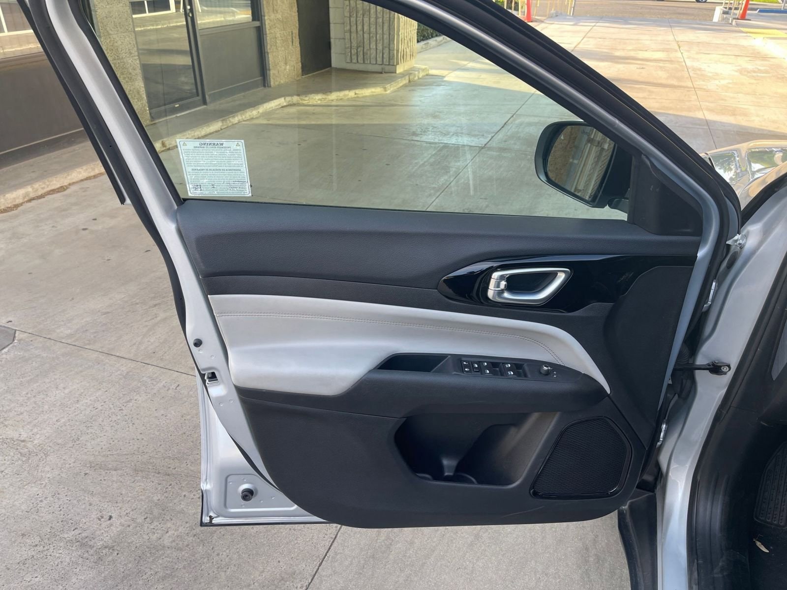 Thumbnail: 2025 Jeep Compass - 18