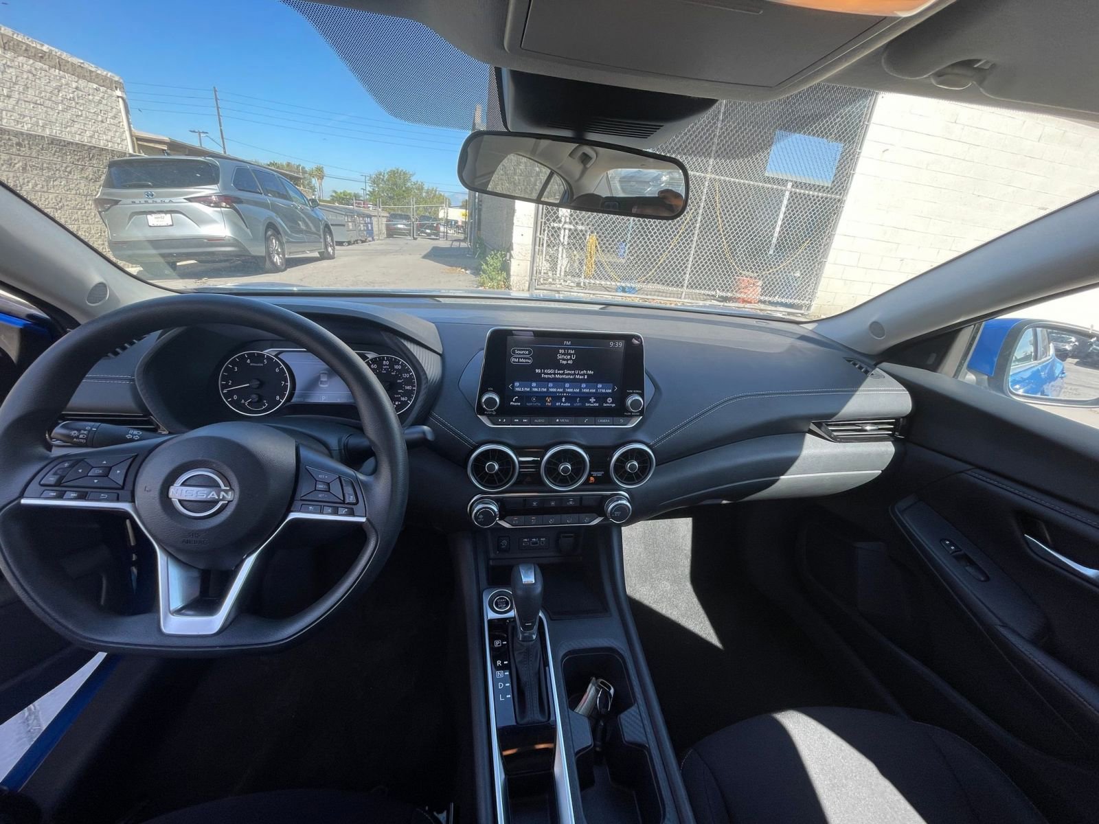 Thumbnail: 2025 Nissan Sentra - 32