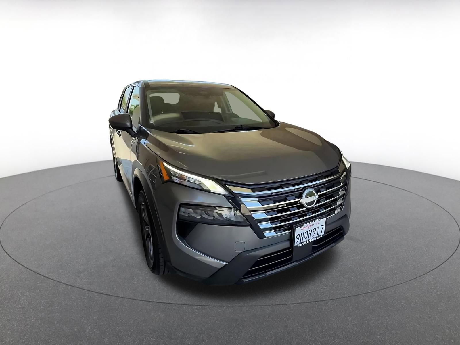 Thumbnail: 2025 Nissan Rogue - 3