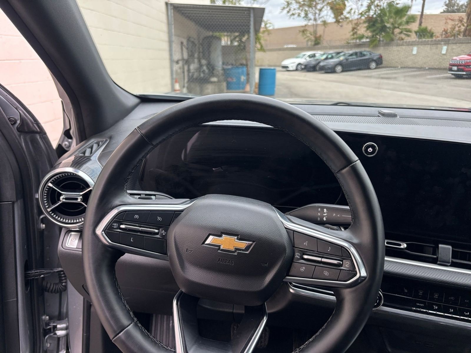 Thumbnail: 2025 Chevrolet Equinox - 34