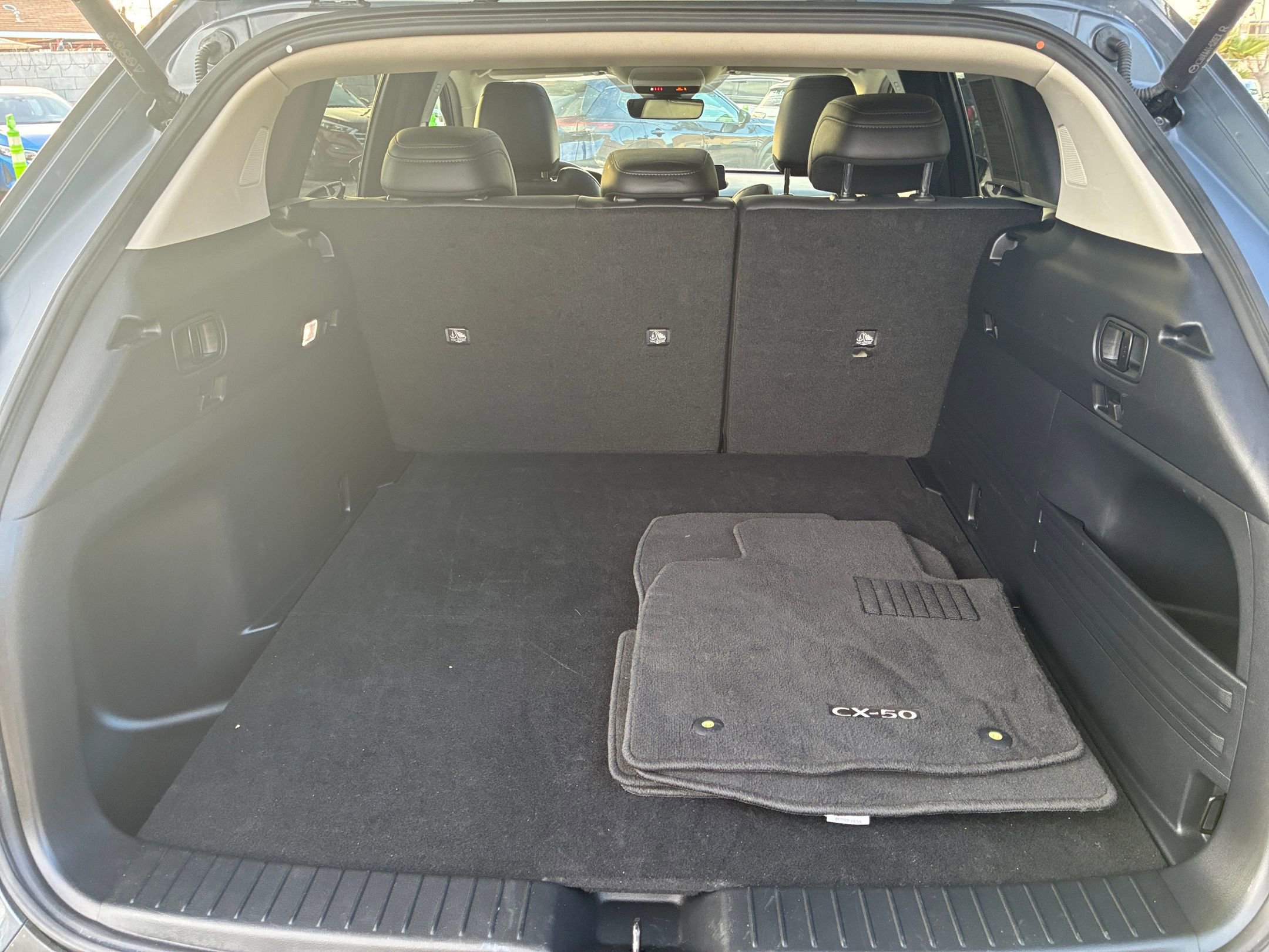 Thumbnail: 2025 Mazda CX-50 - 34