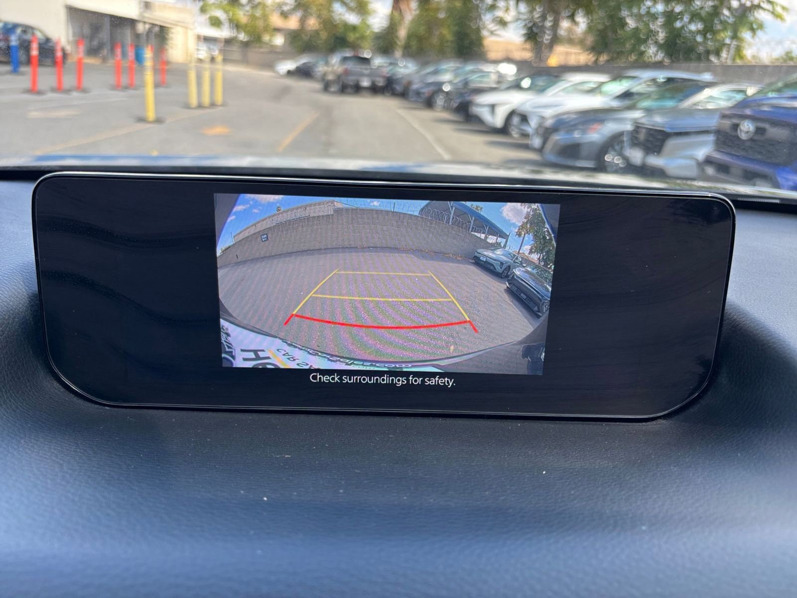 Thumbnail: 2025 Mazda CX-50 - 17