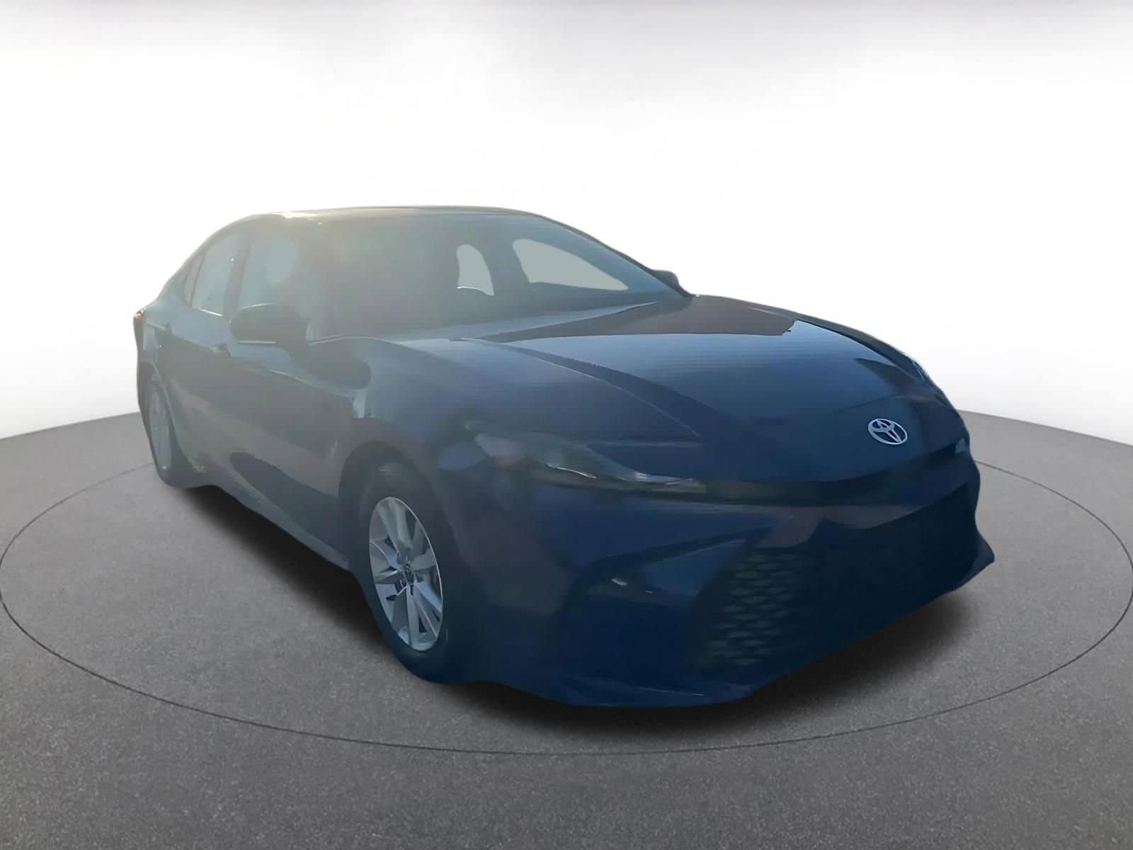 Thumbnail: 2025 Toyota Camry - 3
