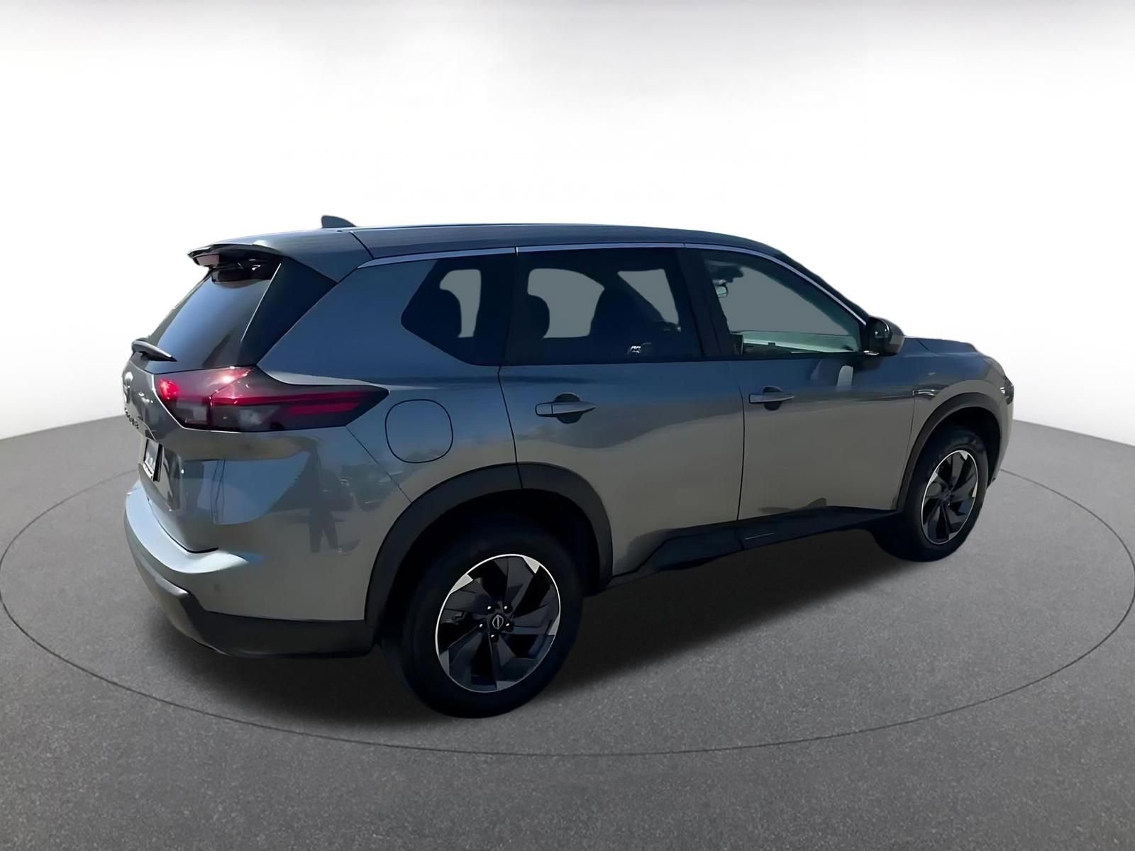 Thumbnail: 2025 Nissan Rogue - 15