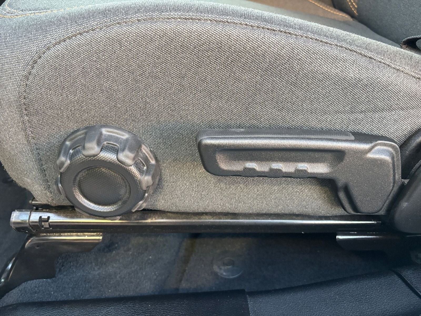 Thumbnail: 2025 Jeep Wrangler - 23