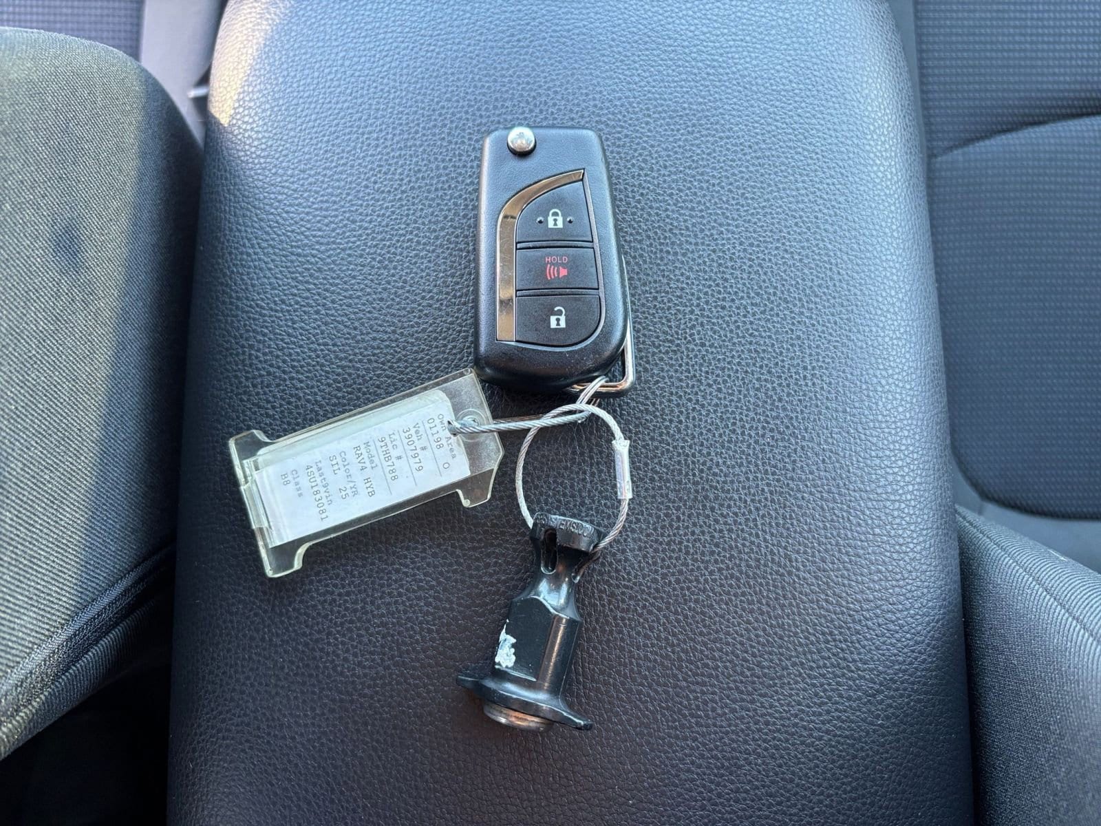 Thumbnail: 2025 Toyota RAV4 - 22