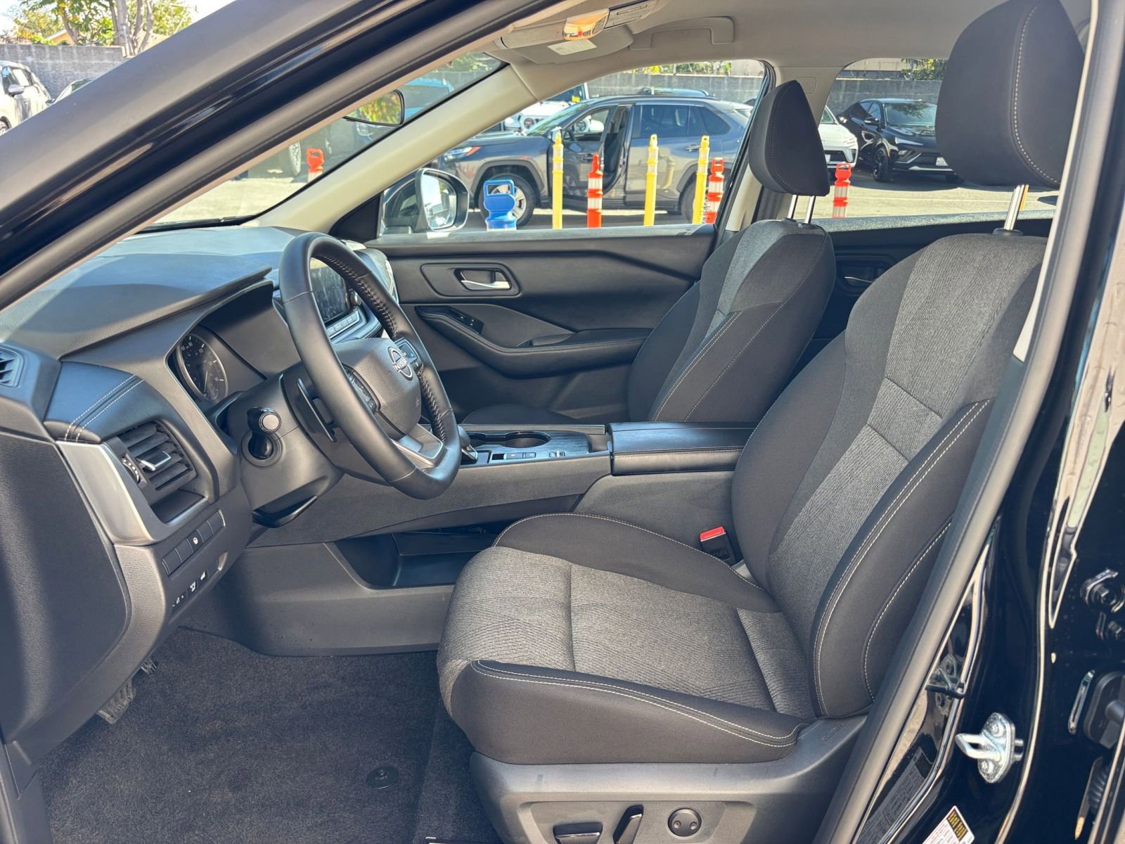 Thumbnail: 2025 Nissan Rogue - 27