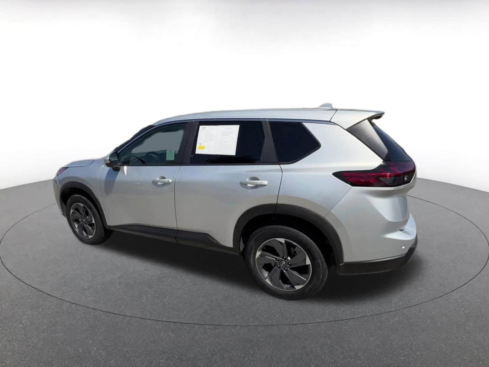 Thumbnail: 2025 Nissan Rogue - 10