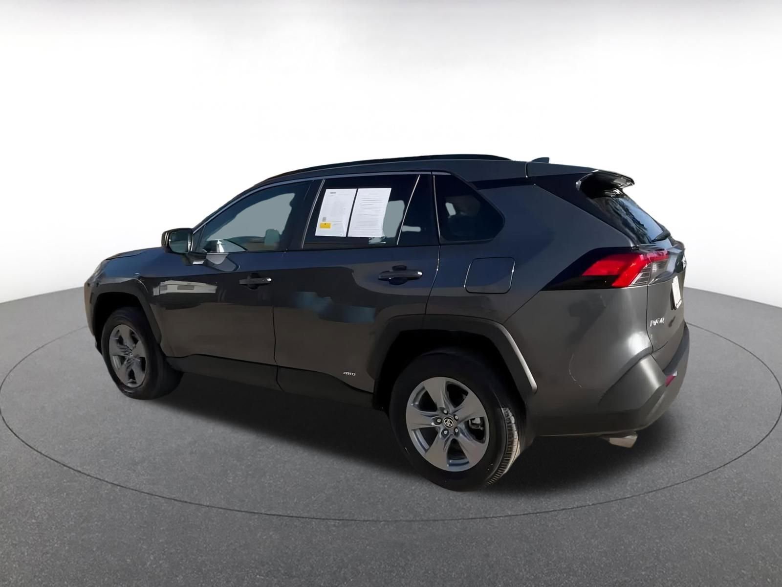 Thumbnail: 2025 Toyota RAV4 - 10