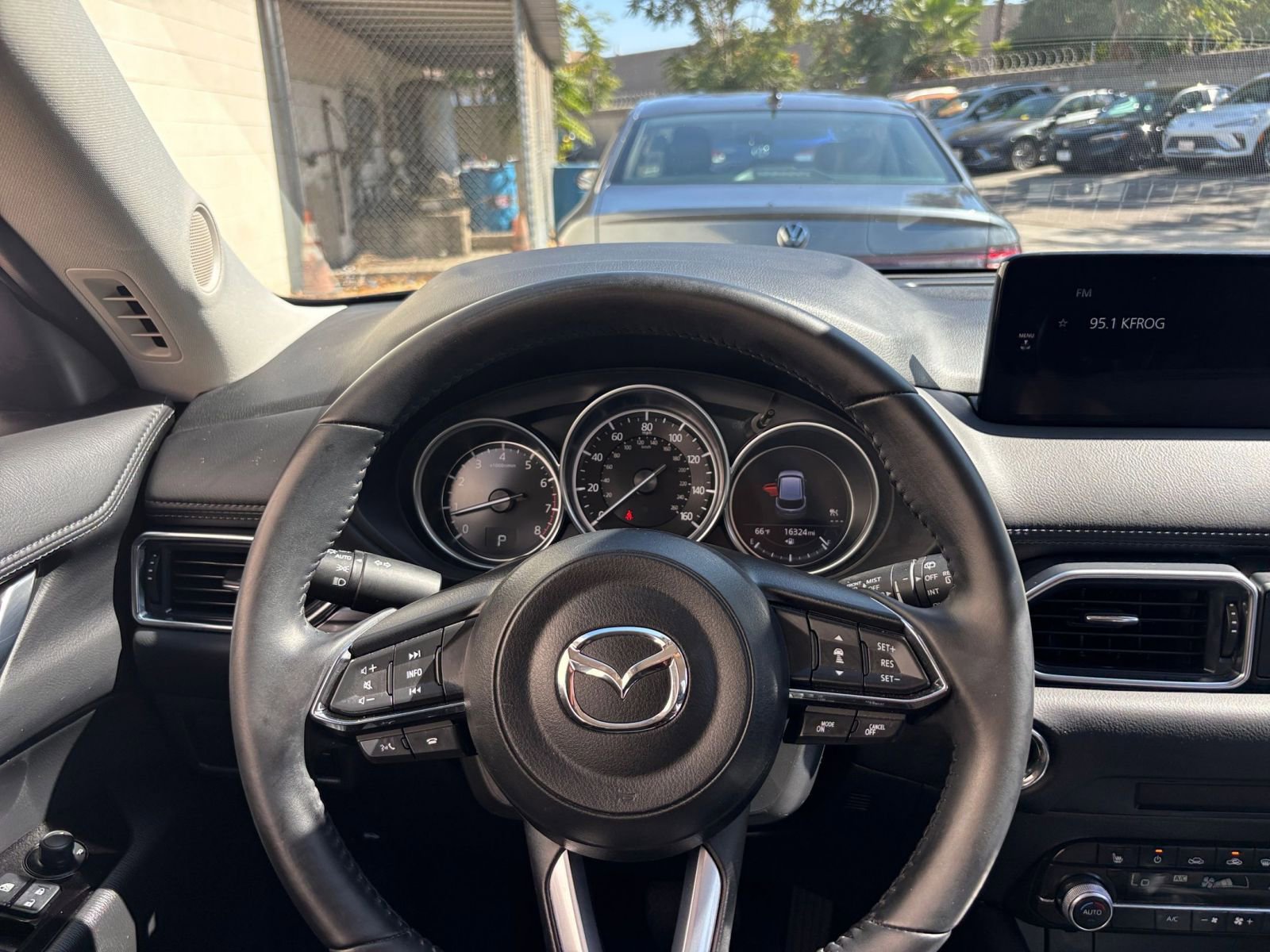 Thumbnail: 2025 Mazda CX-5 - 34