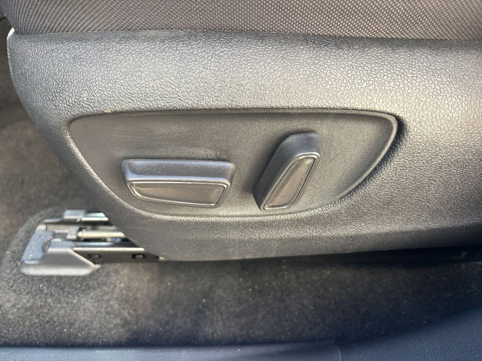 Thumbnail: 2025 Toyota Highlander - 24