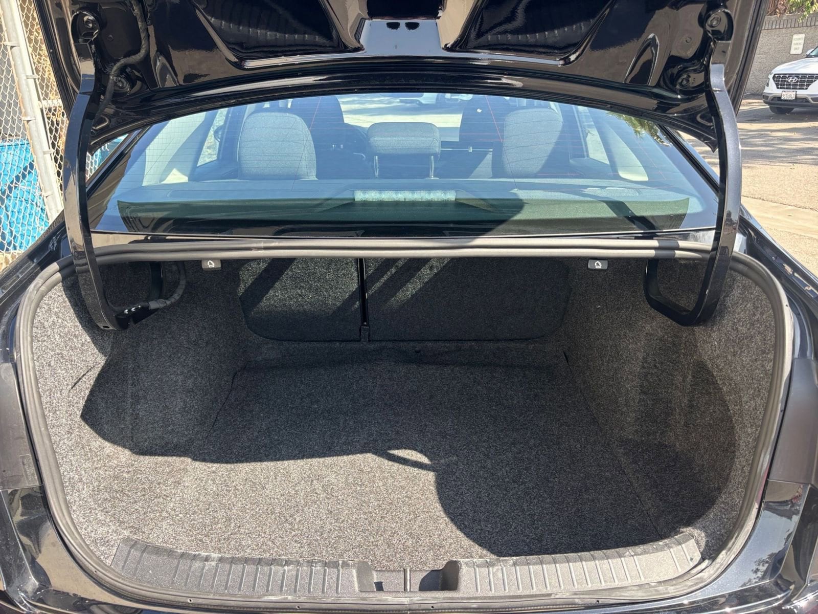 Thumbnail: 2025 Volkswagen Jetta - 31