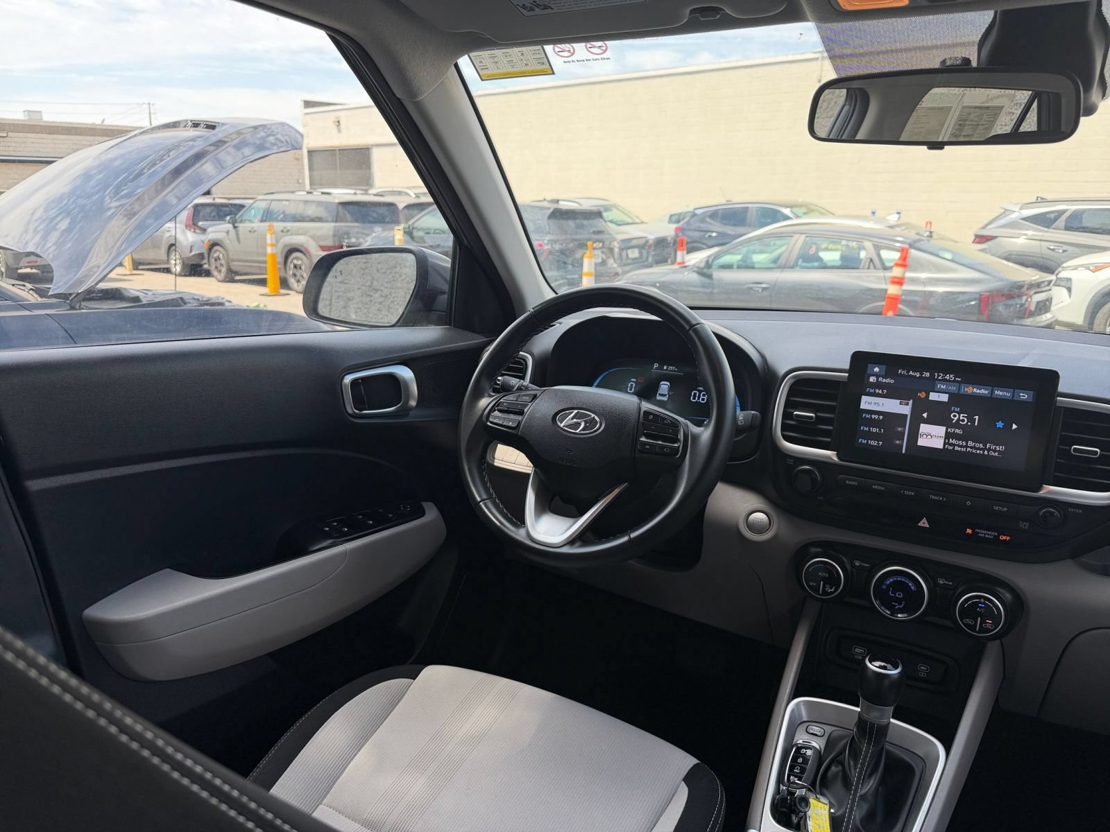 Thumbnail: 2025 Hyundai Venue - 33