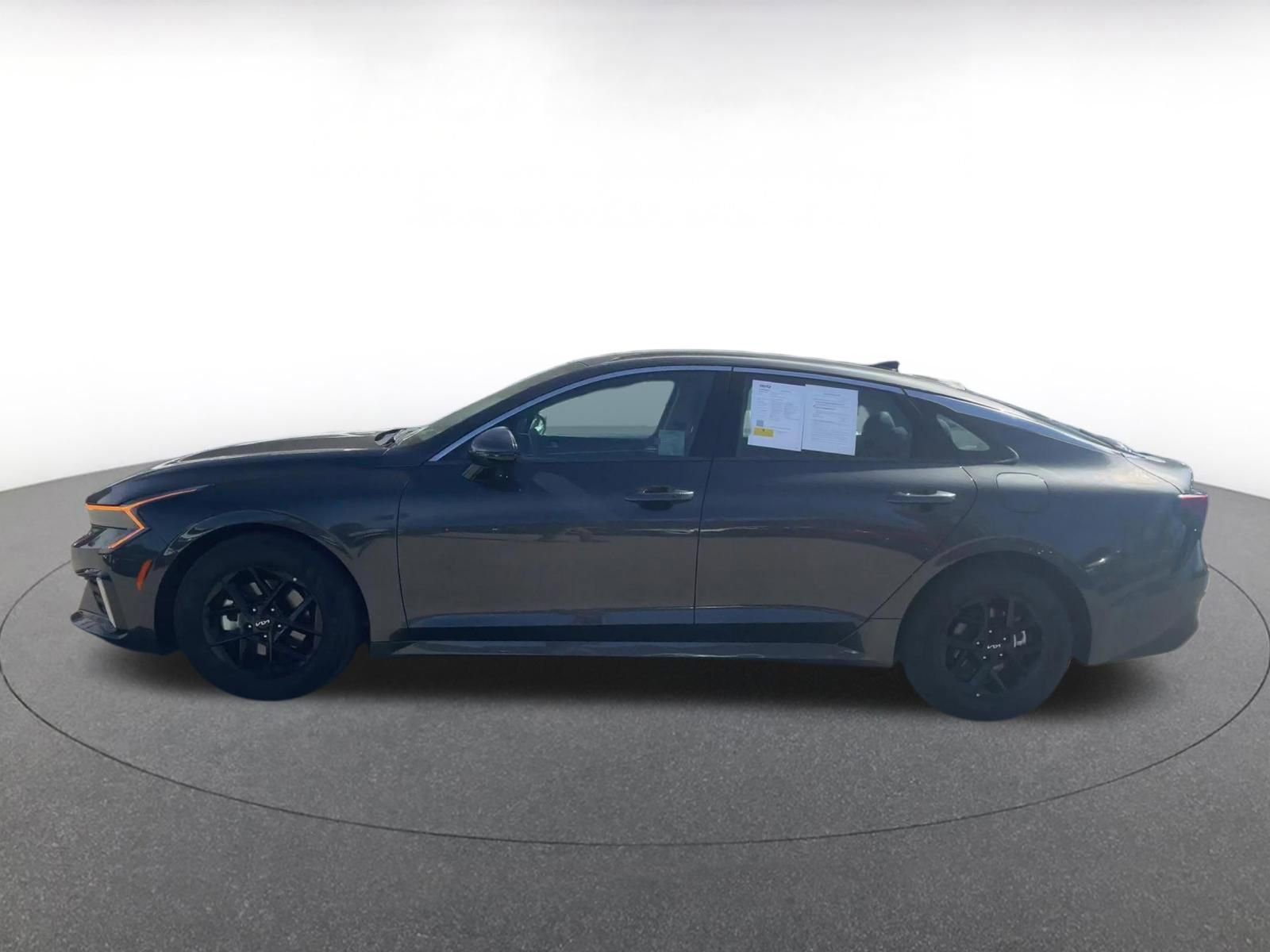 Thumbnail: 2025 Kia K5 - 9