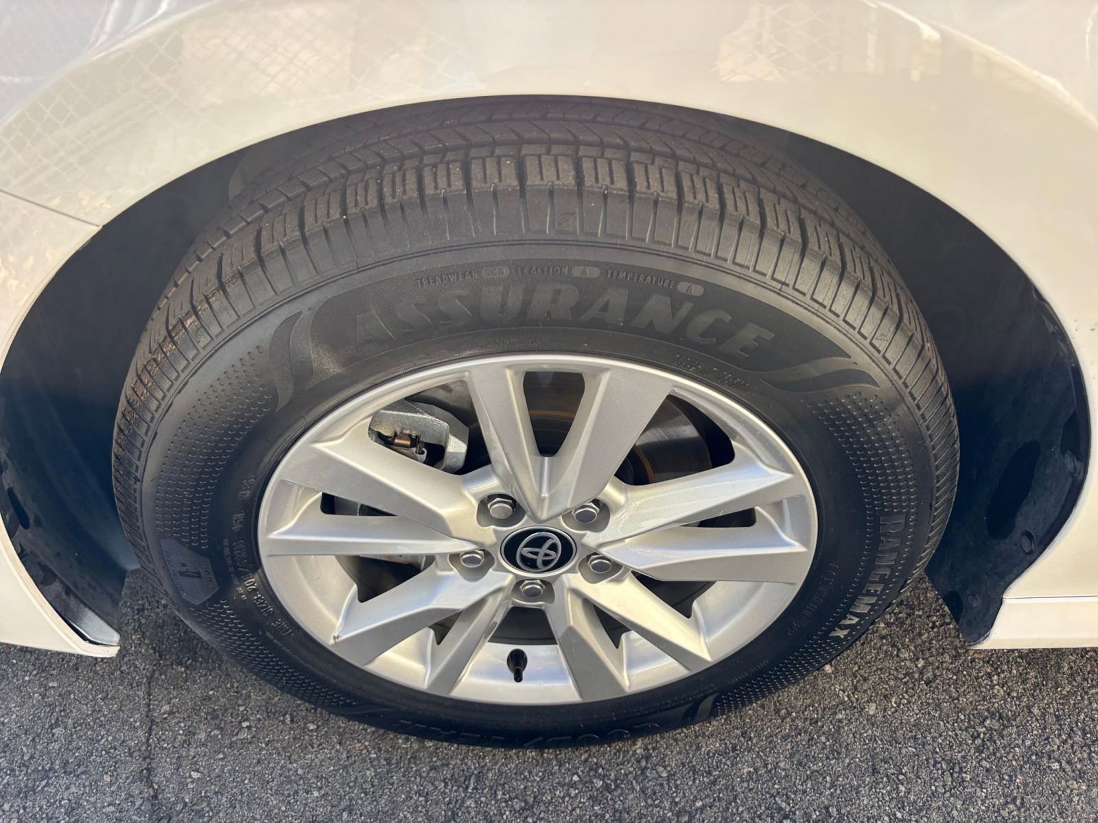 Thumbnail: 2025 Toyota Camry - 30