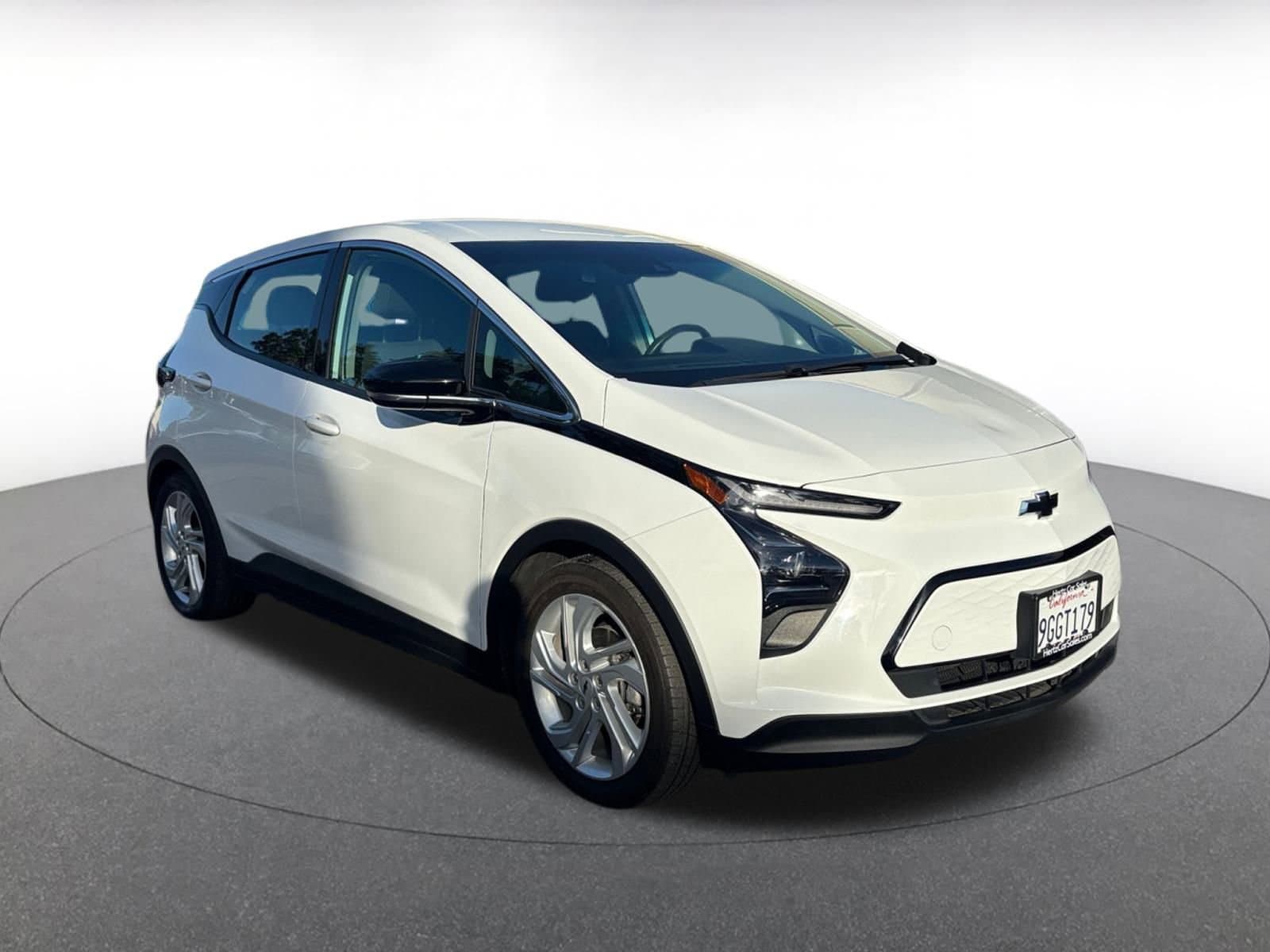 Thumbnail: 2023 Chevrolet Bolt EV - 1